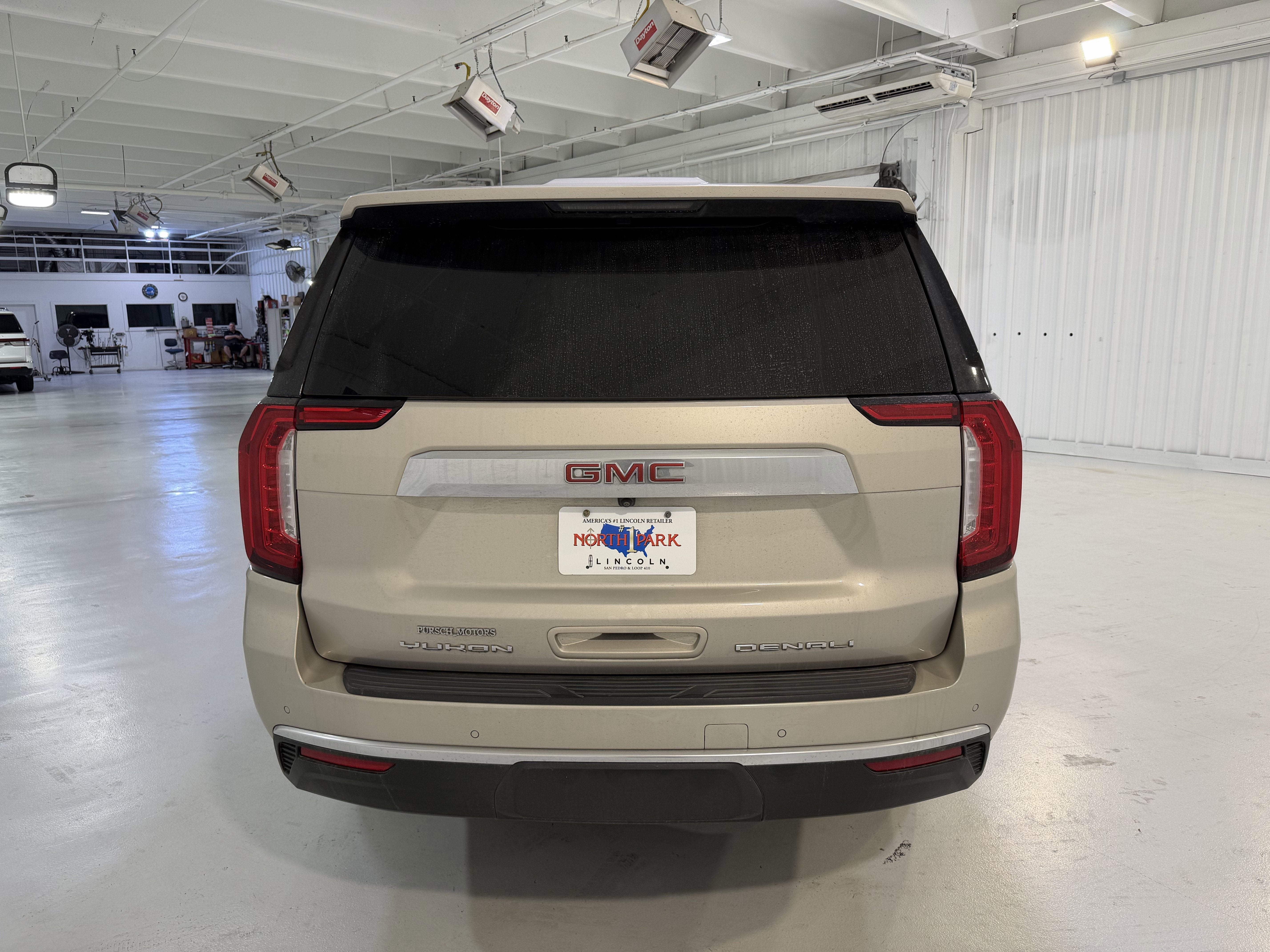 2023 GMC Yukon XL Denali