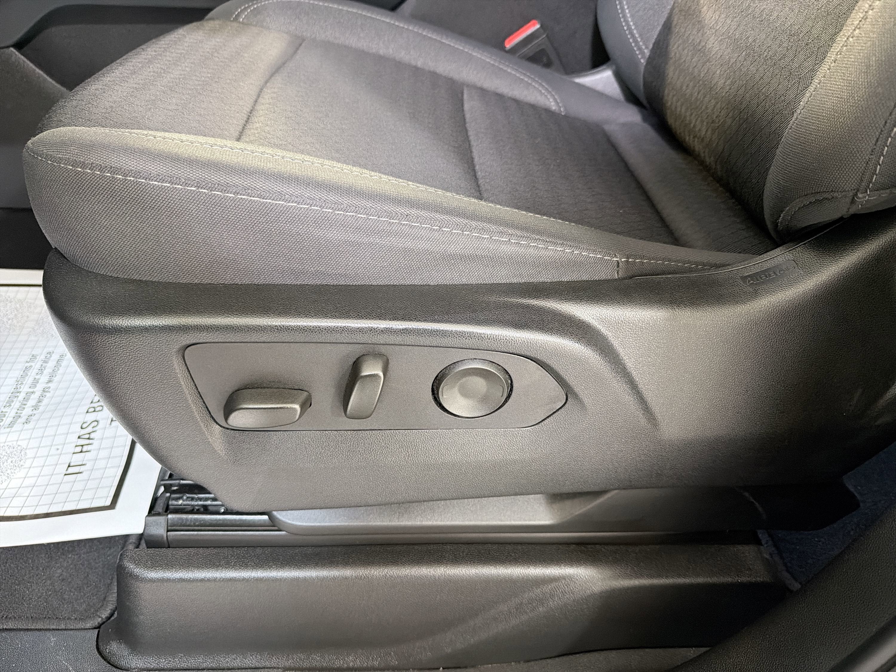 2024 Chevrolet Suburban LS