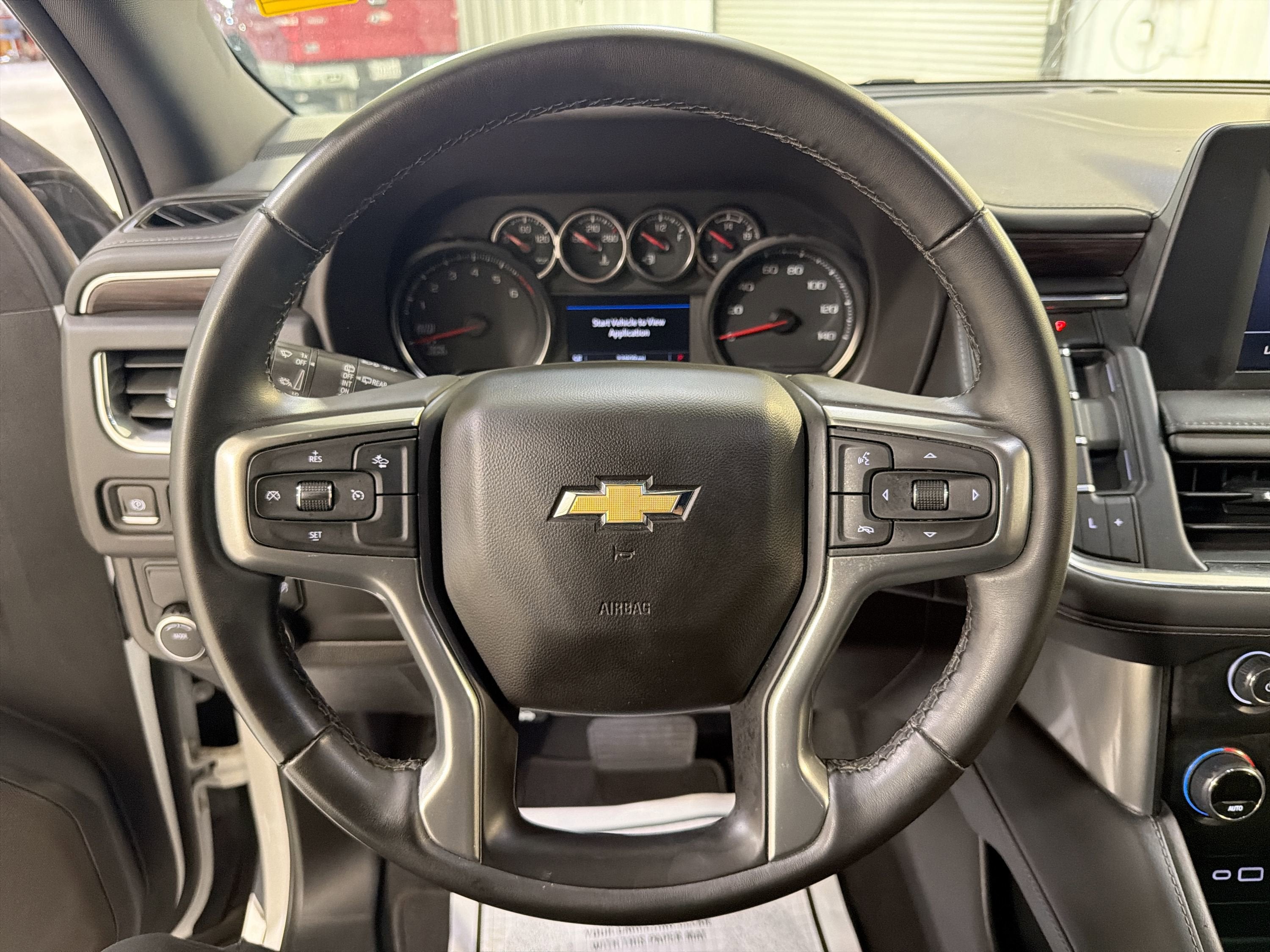 2024 Chevrolet Suburban LS