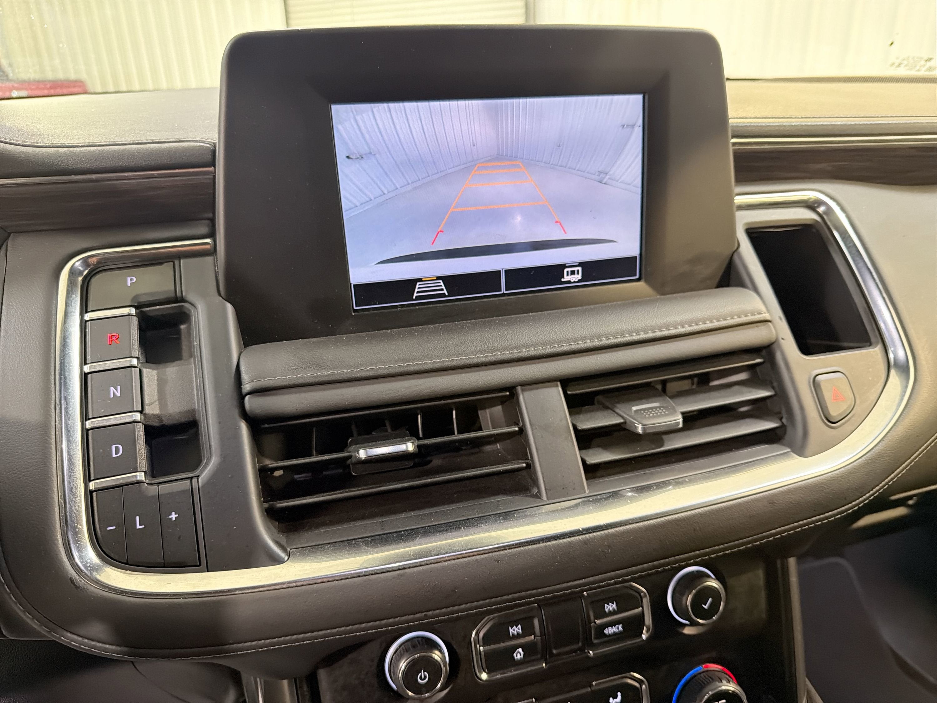 2024 Chevrolet Suburban LS