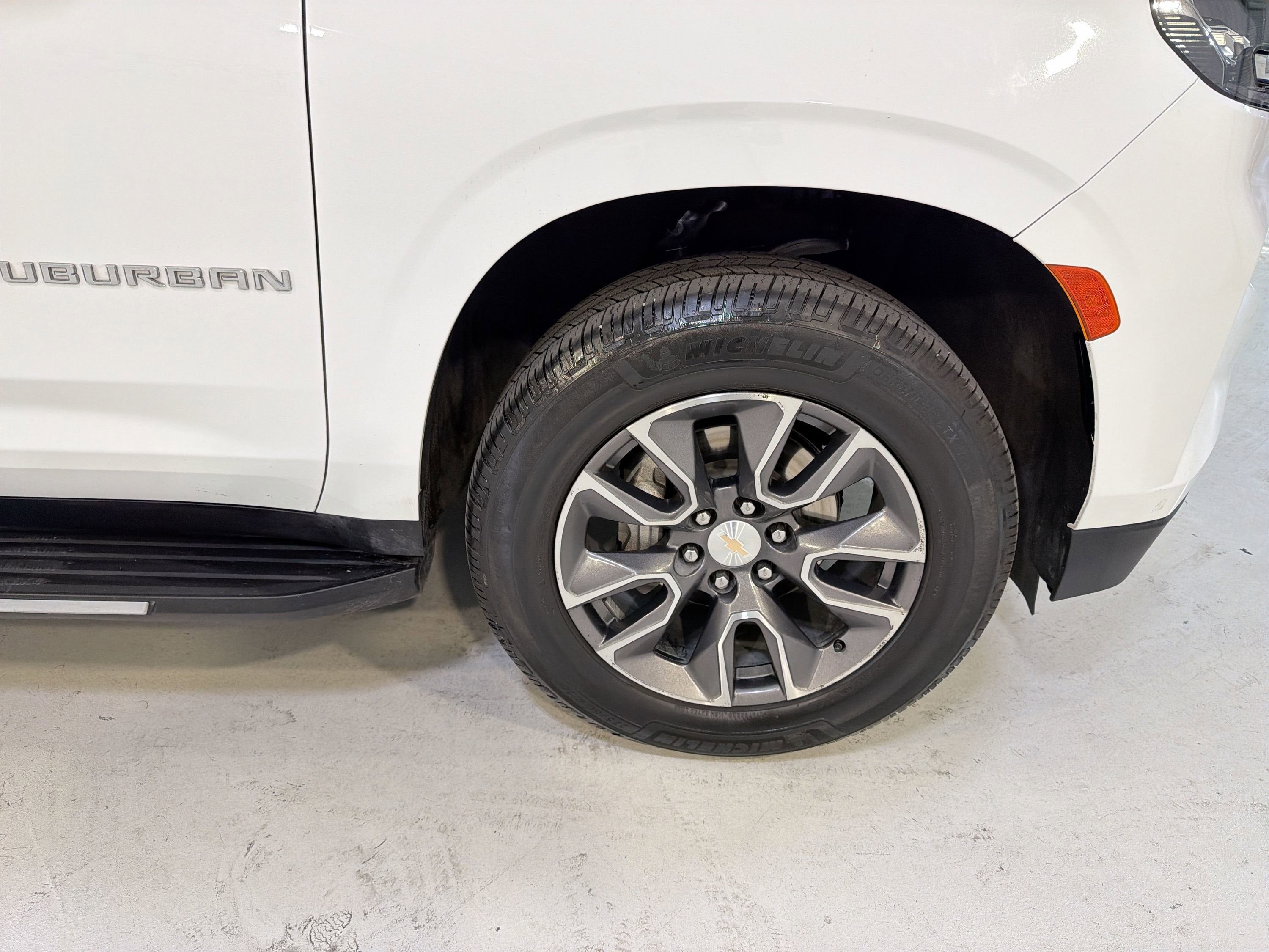 2024 Chevrolet Suburban LS