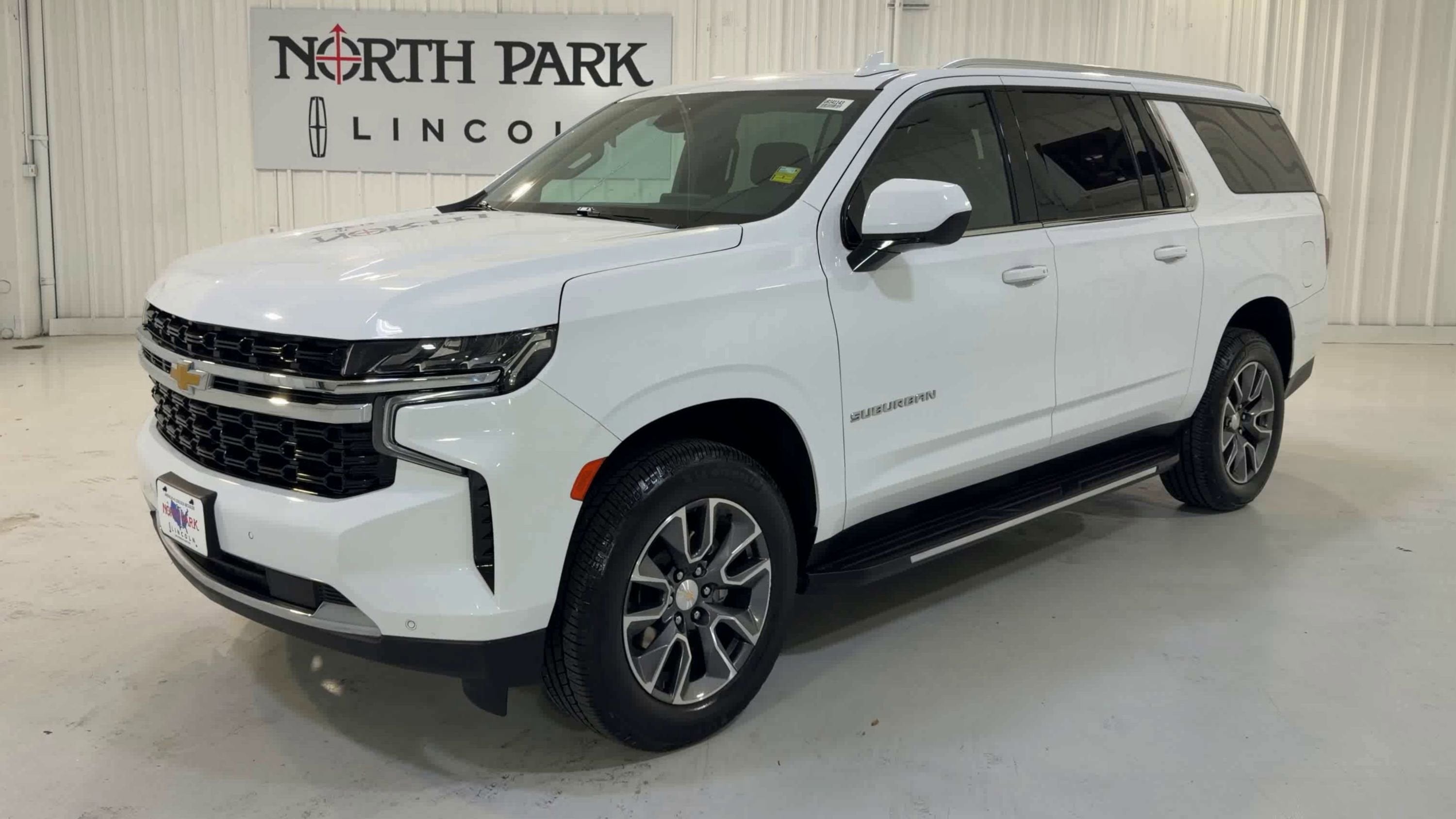 2024 Chevrolet Suburban LS