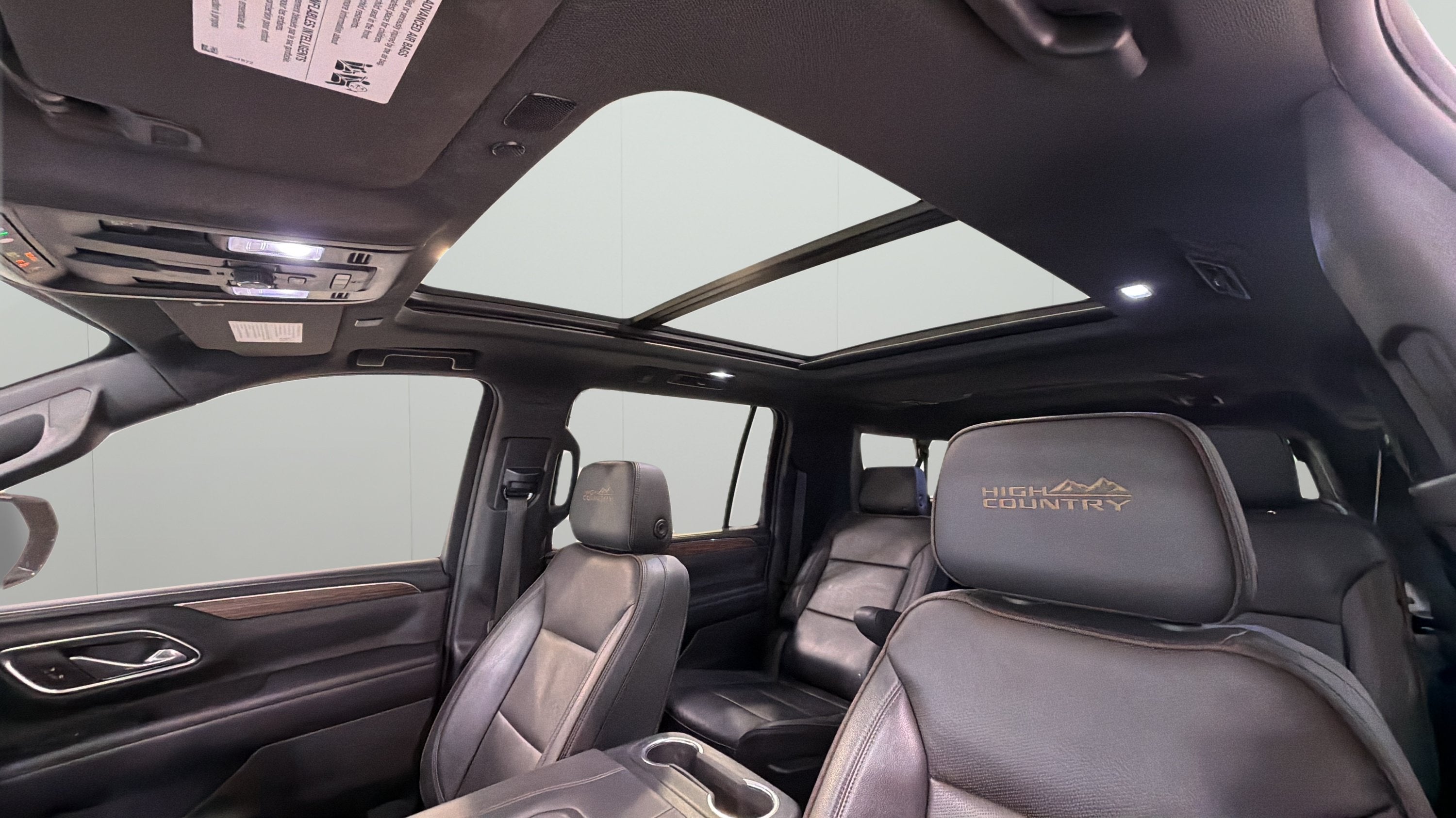 2023 Chevrolet Suburban High Country