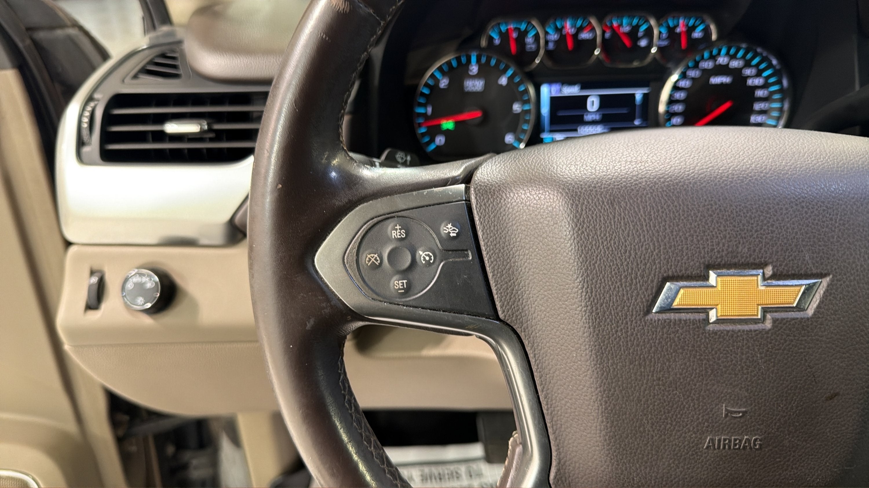 2015 Chevrolet Suburban LT