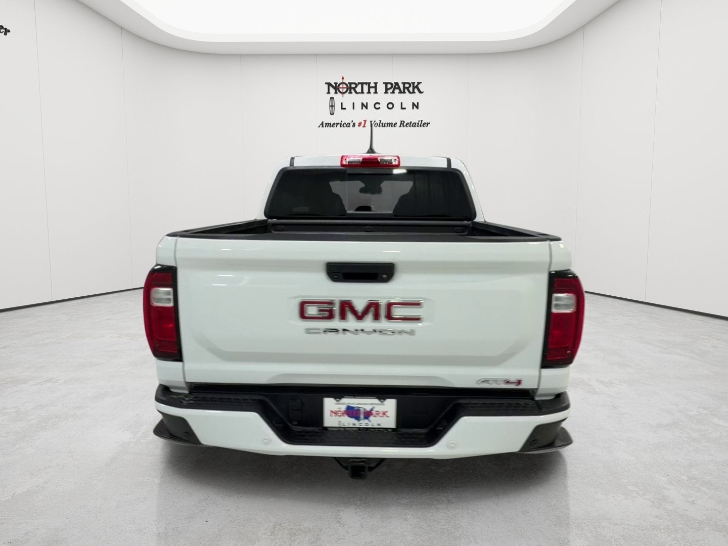 2024 GMC Canyon 4WD AT4