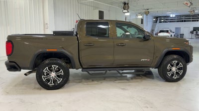 2023 GMC Canyon 4WD AT4