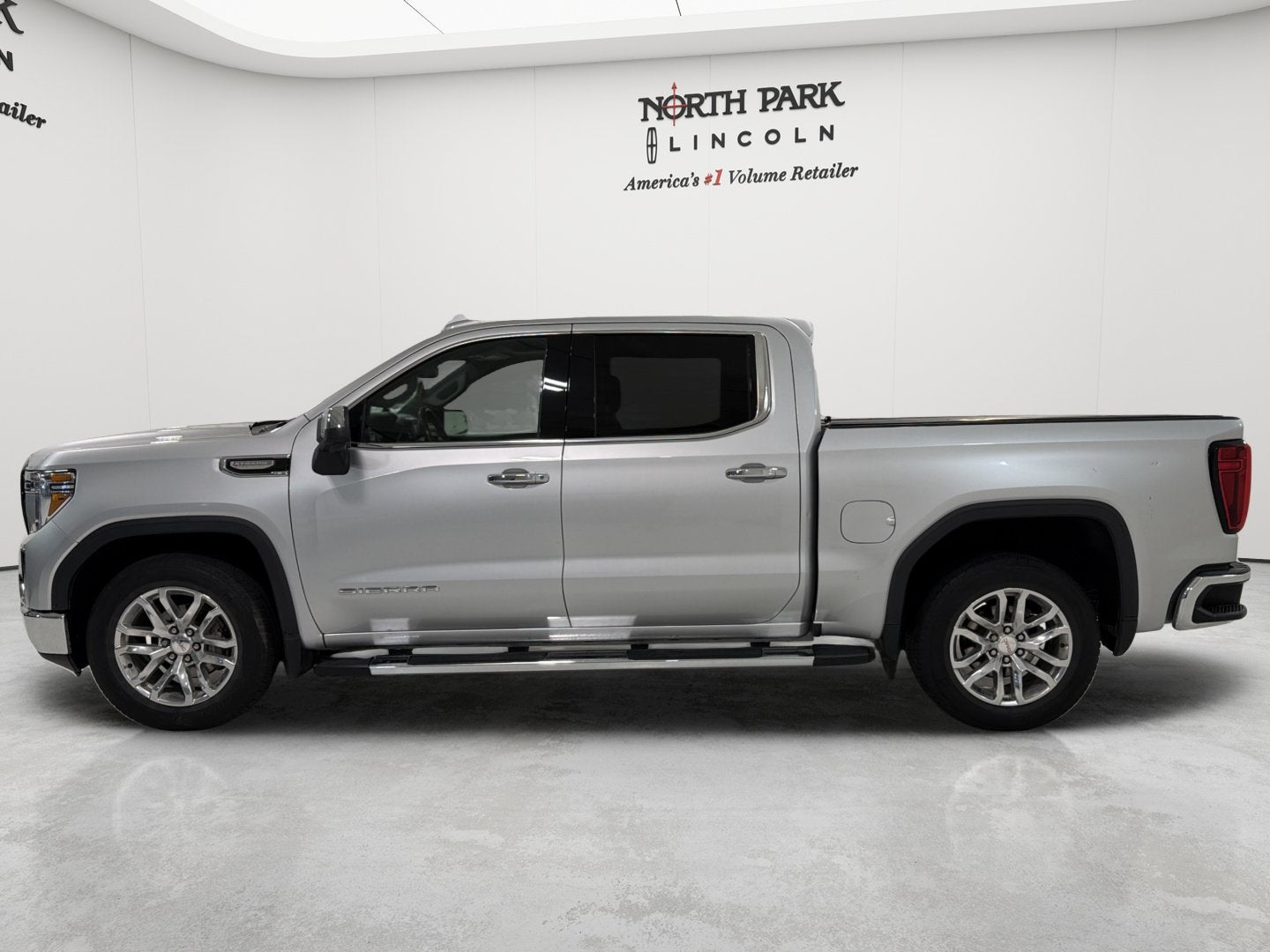 2021 GMC Sierra 1500 SLT