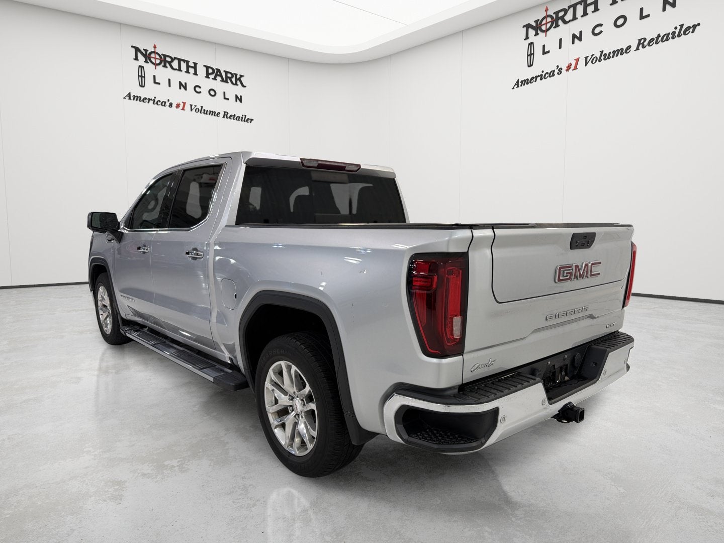 2021 GMC Sierra 1500 SLT