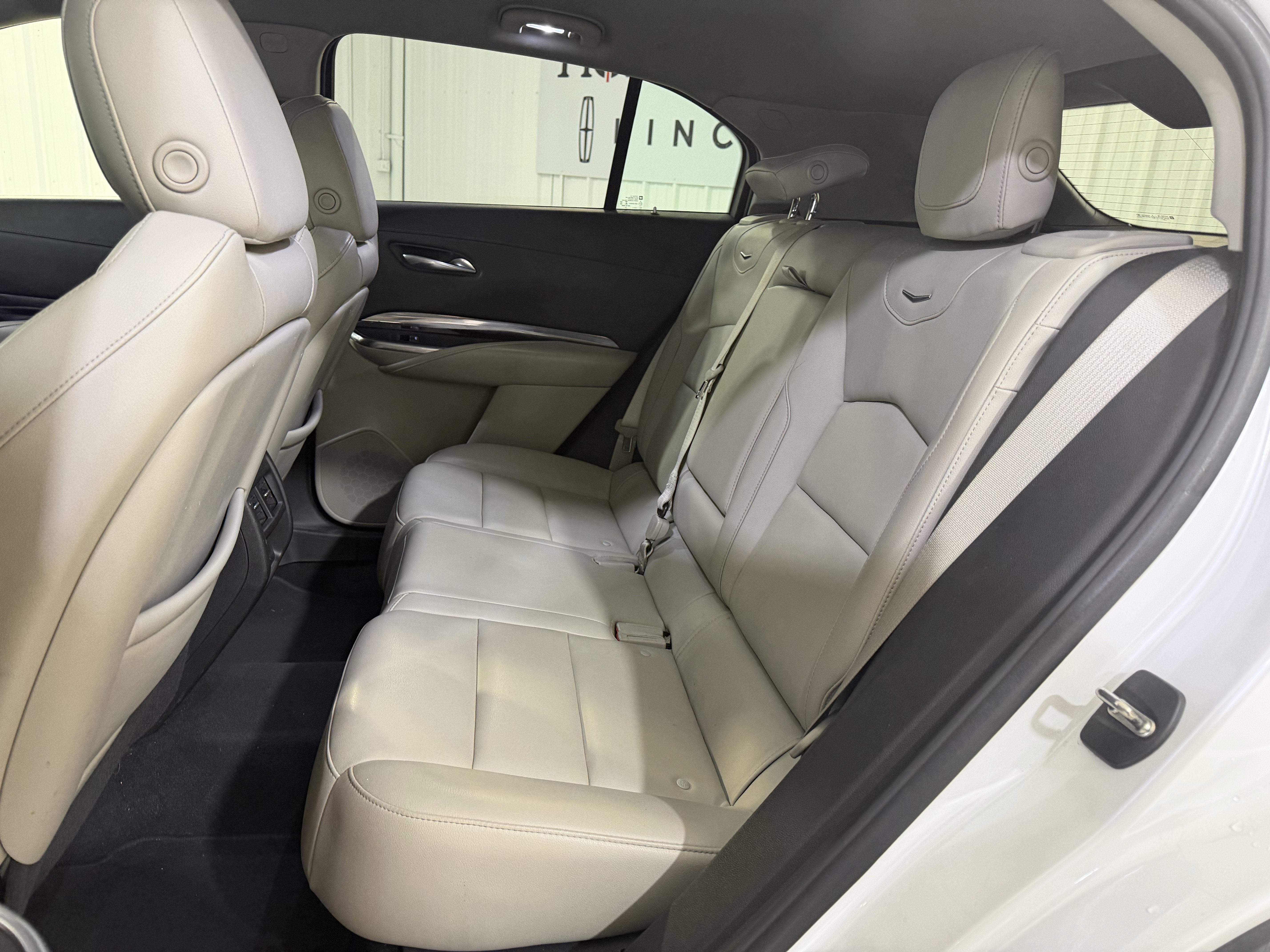 2021 Cadillac XT4 FWD Luxury