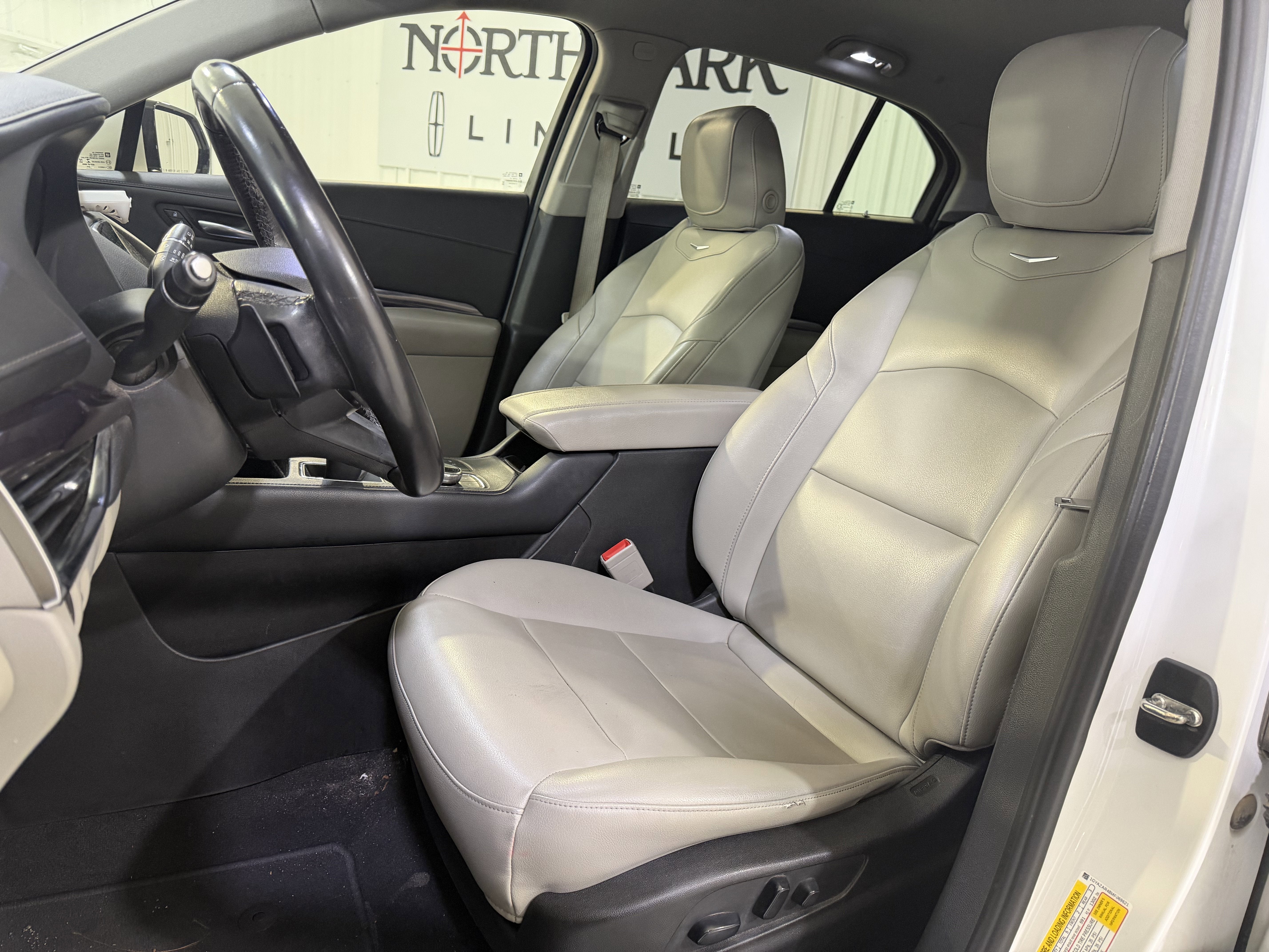 2021 Cadillac XT4 FWD Luxury