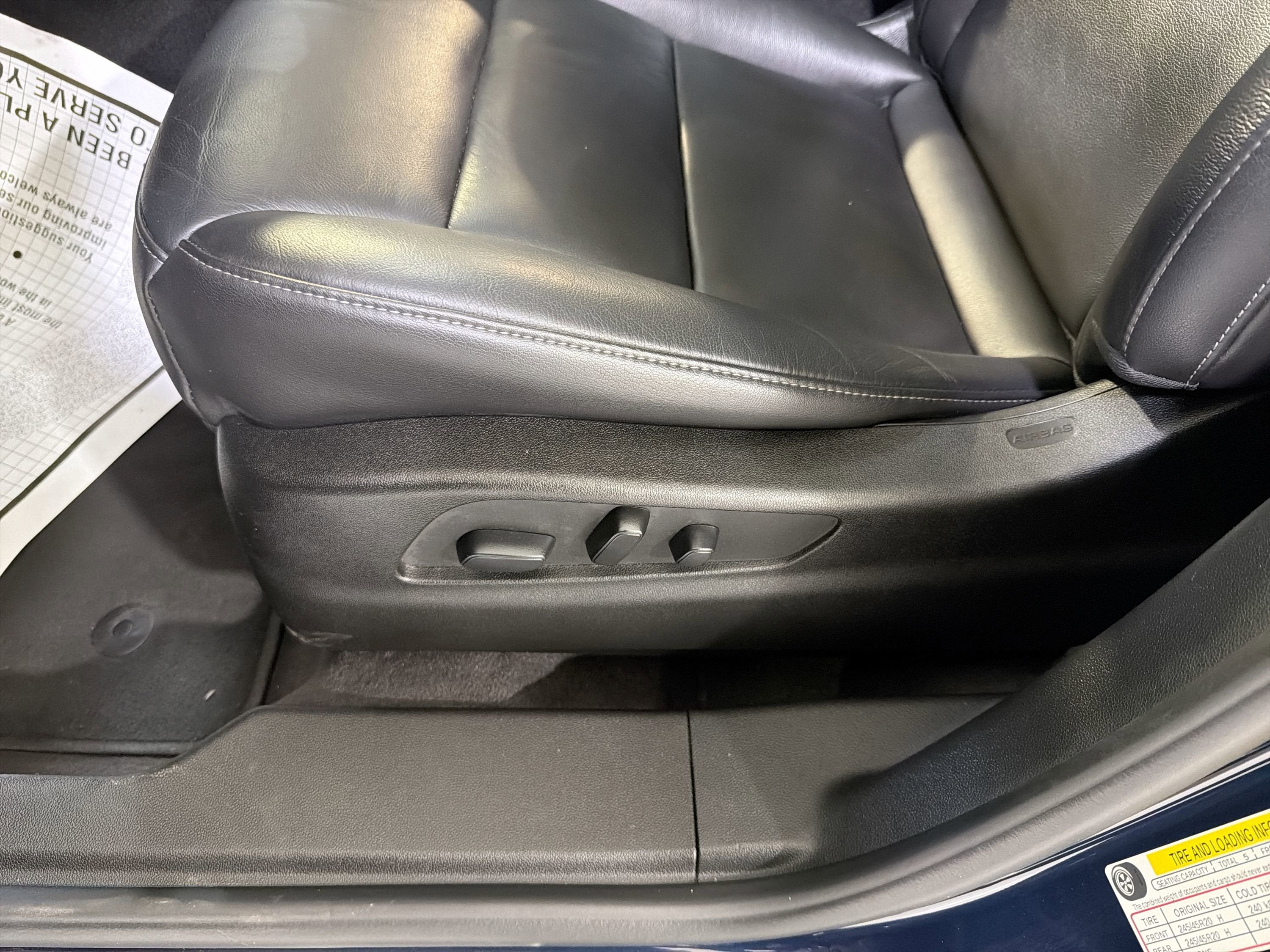 2022 Cadillac XT4 AWD Luxury