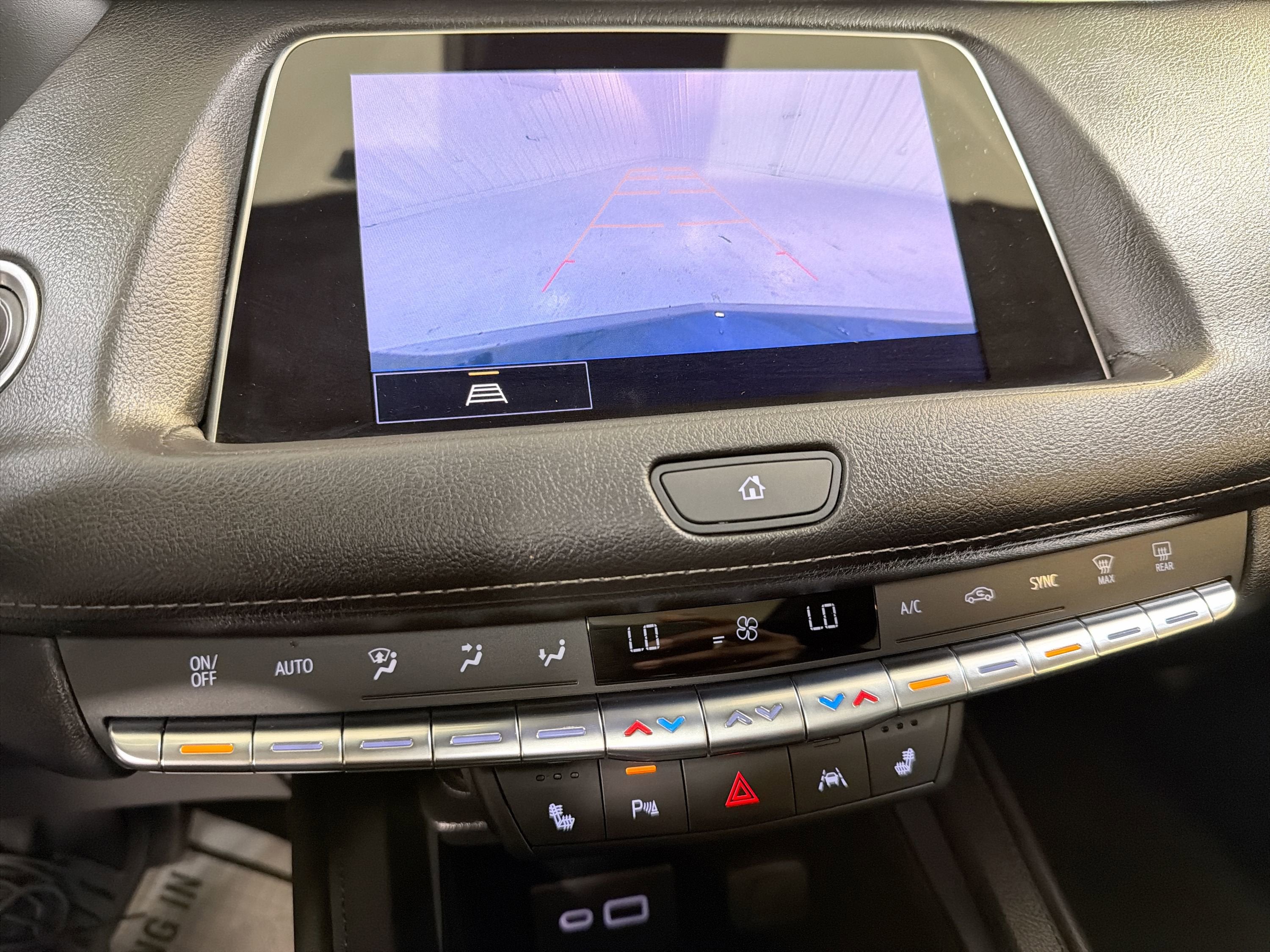 2022 Cadillac XT4 AWD Luxury