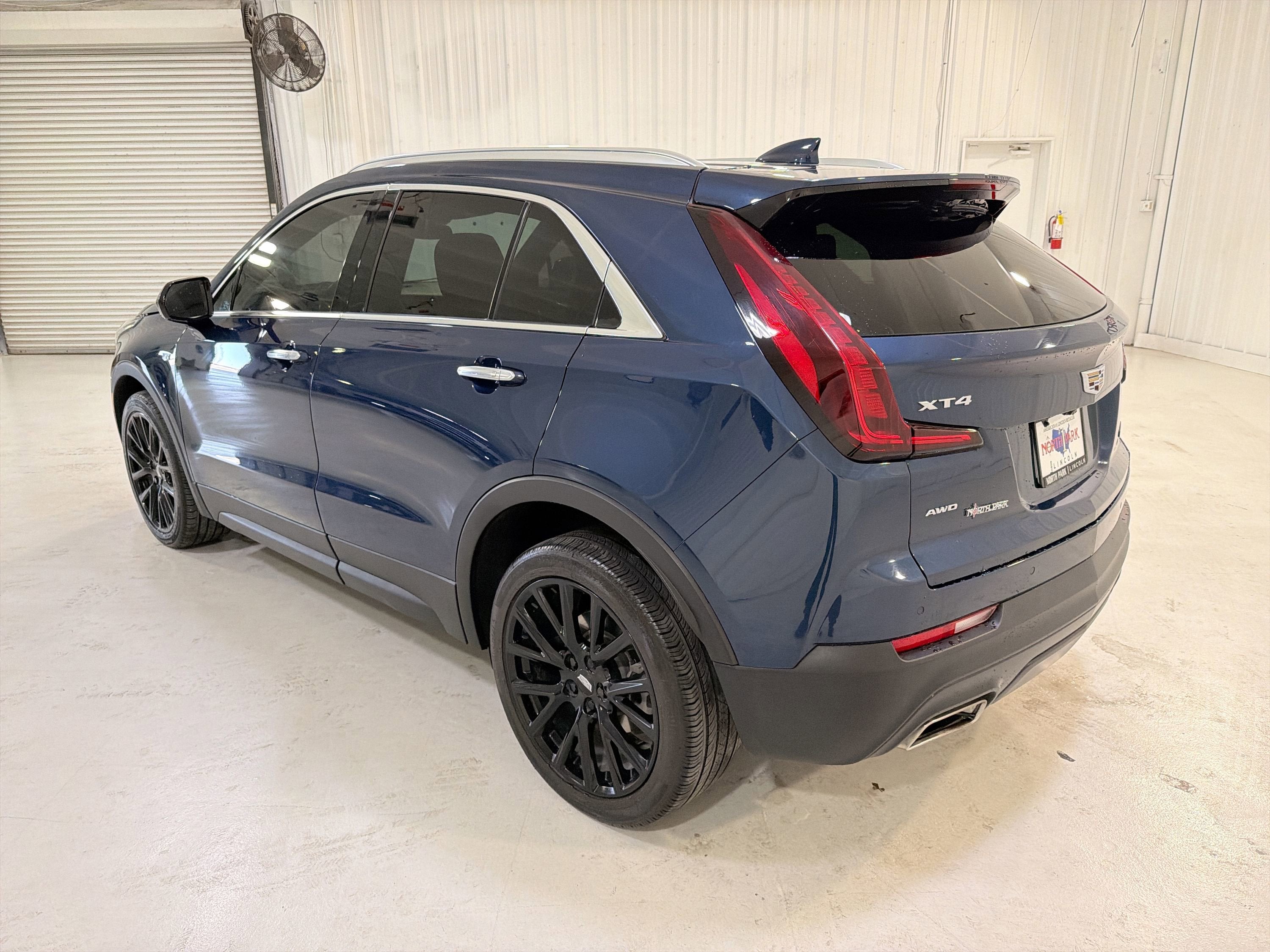 2022 Cadillac XT4 AWD Luxury