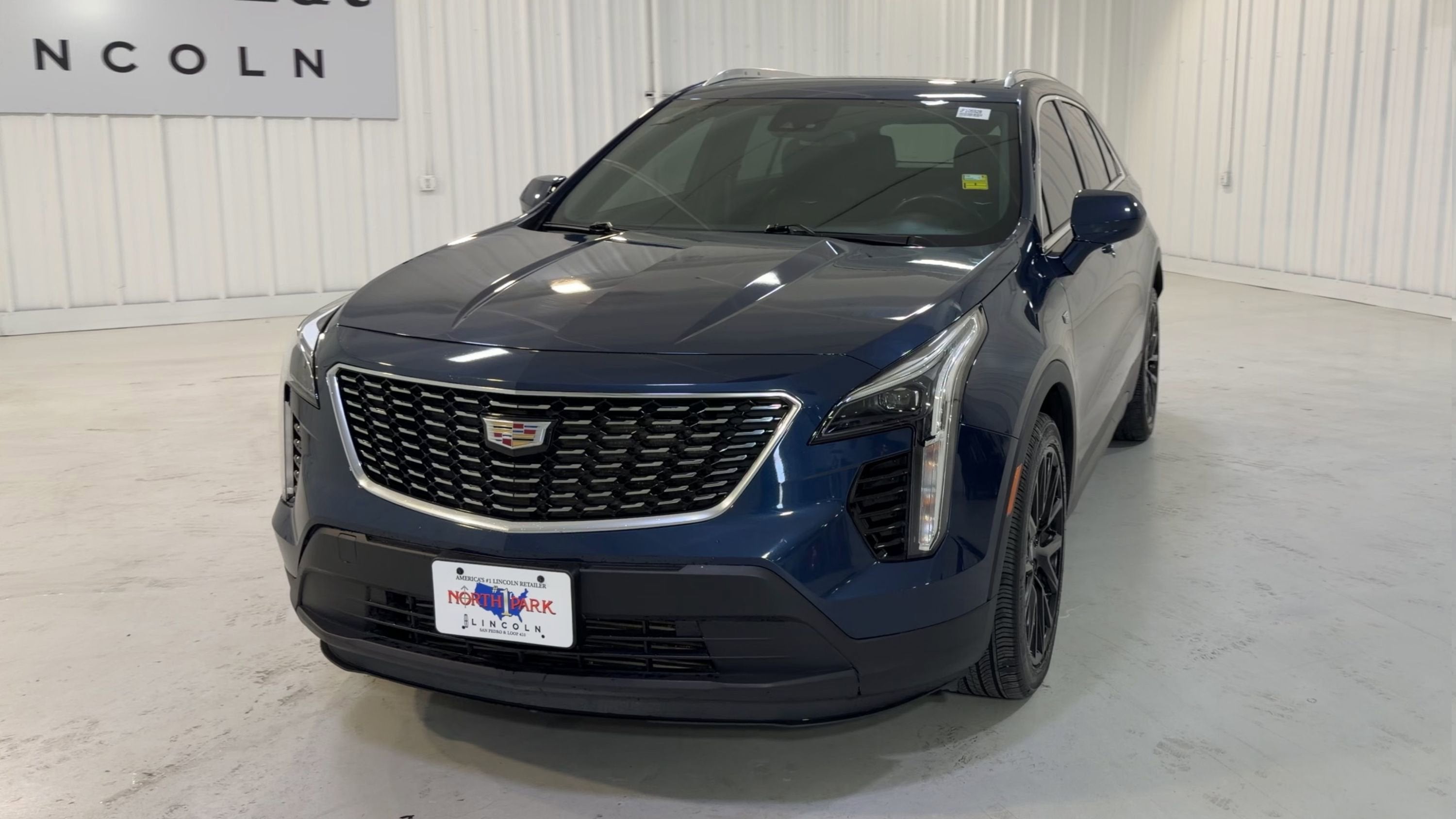 2022 Cadillac XT4 AWD Luxury