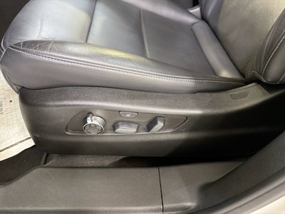 2023 Cadillac XT4 FWD Premium Luxury