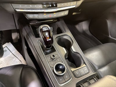 2023 Cadillac XT4 FWD Premium Luxury