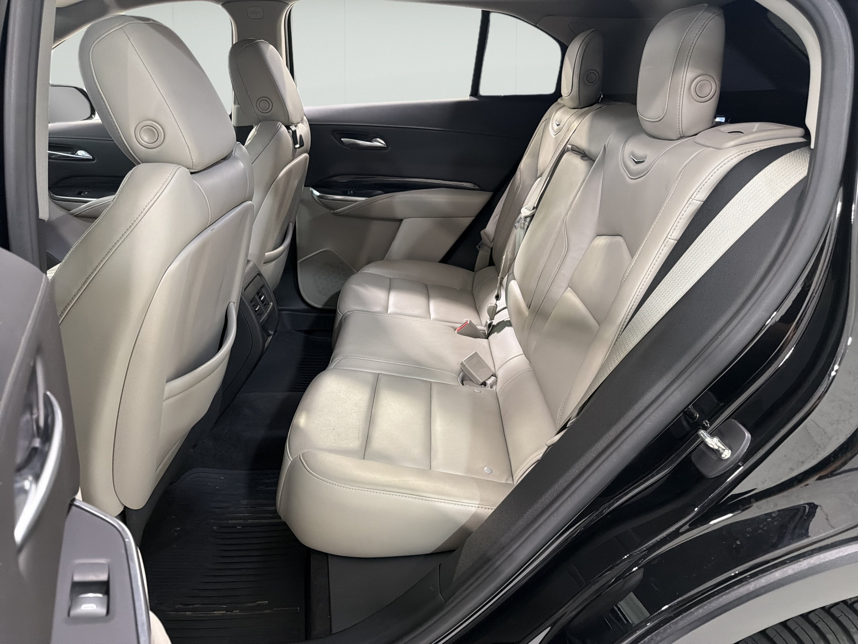 2020 Cadillac XT4 FWD Premium Luxury