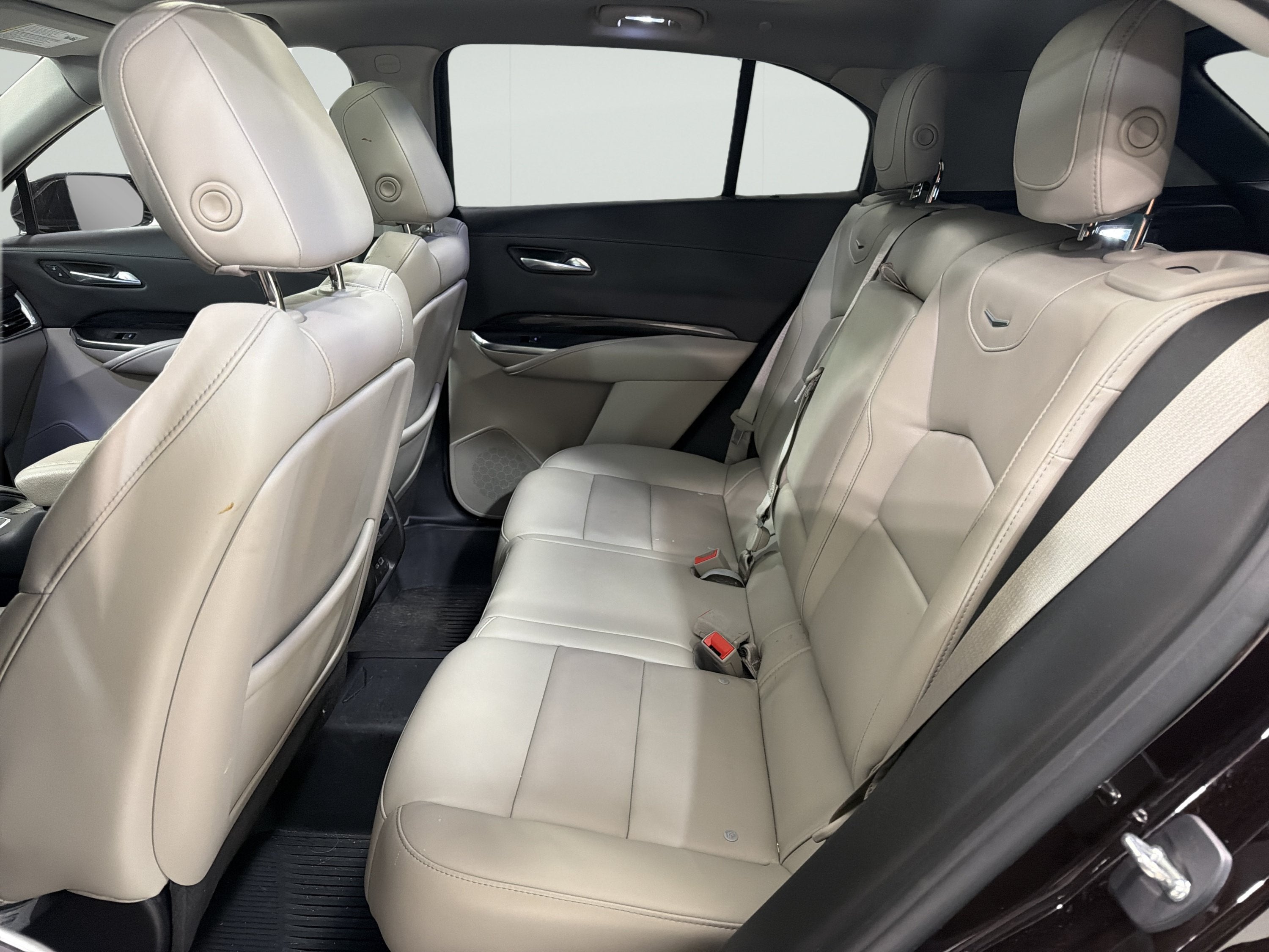 2021 Cadillac XT4 FWD Premium Luxury