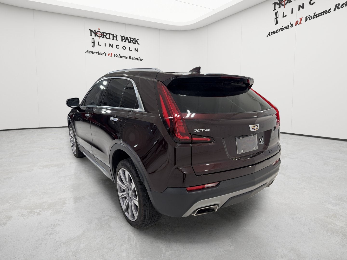 2021 Cadillac XT4 FWD Premium Luxury