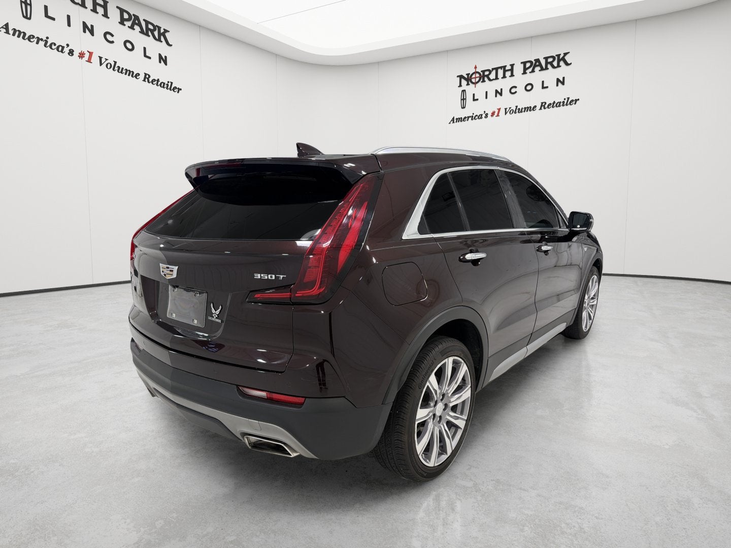 2021 Cadillac XT4 FWD Premium Luxury