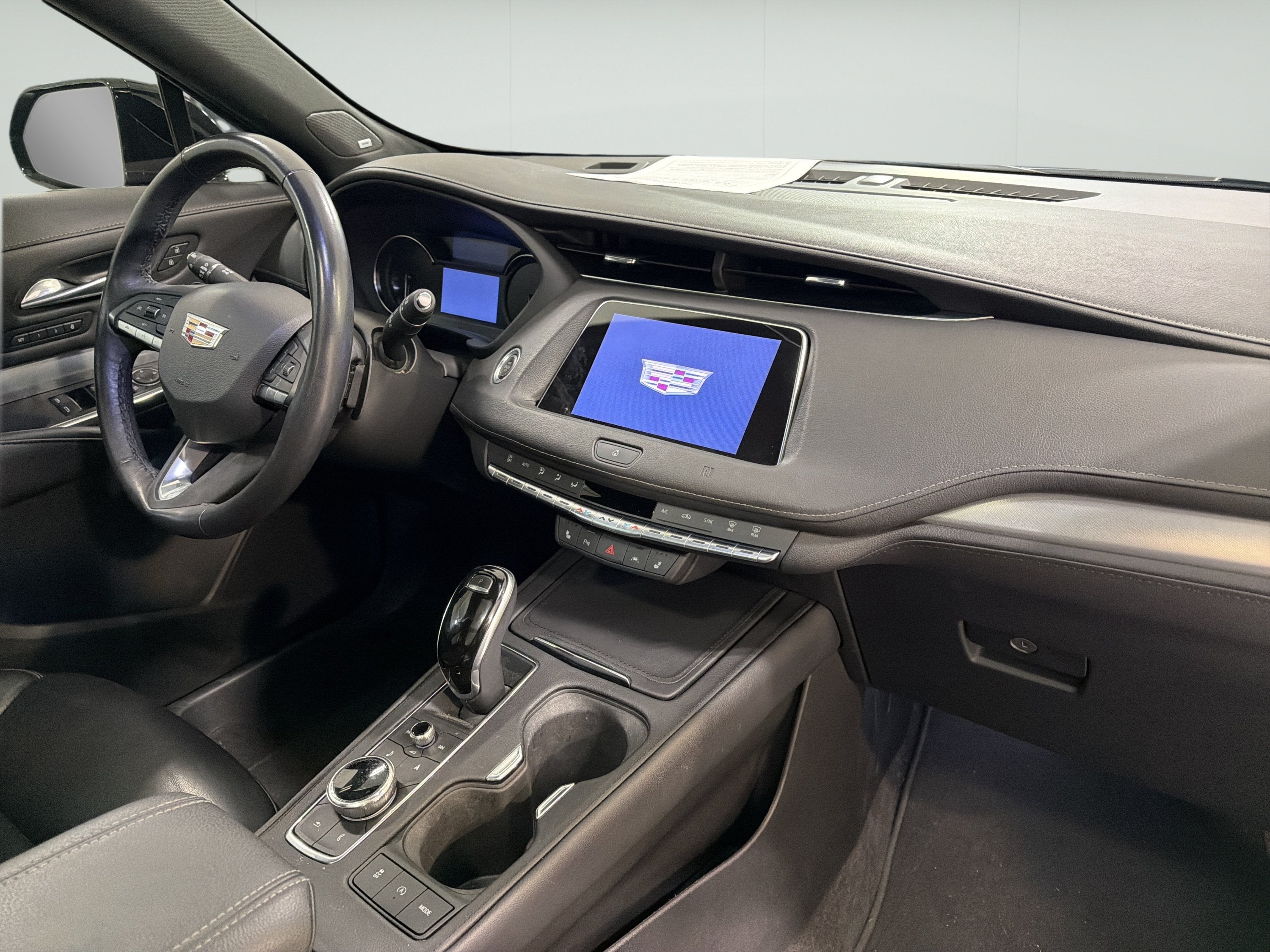 2020 Cadillac XT4 FWD Premium Luxury