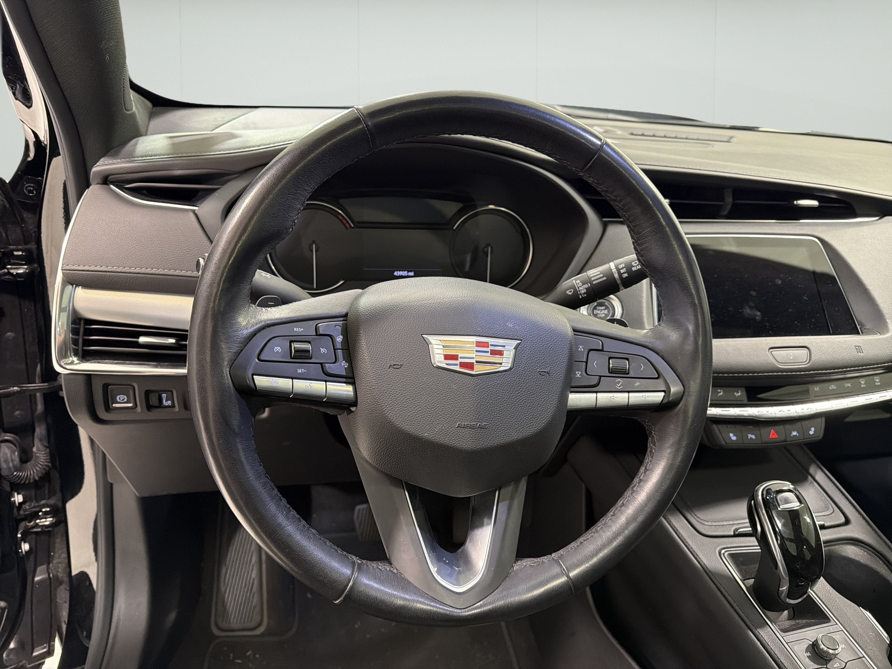 2020 Cadillac XT4 FWD Premium Luxury