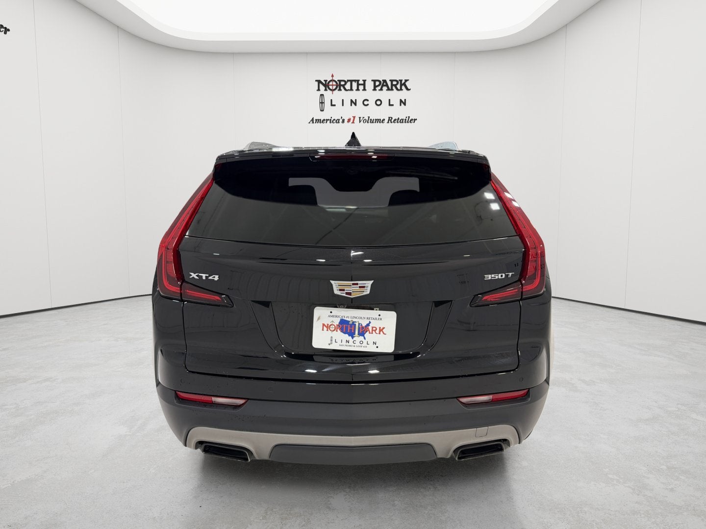 2020 Cadillac XT4 FWD Premium Luxury