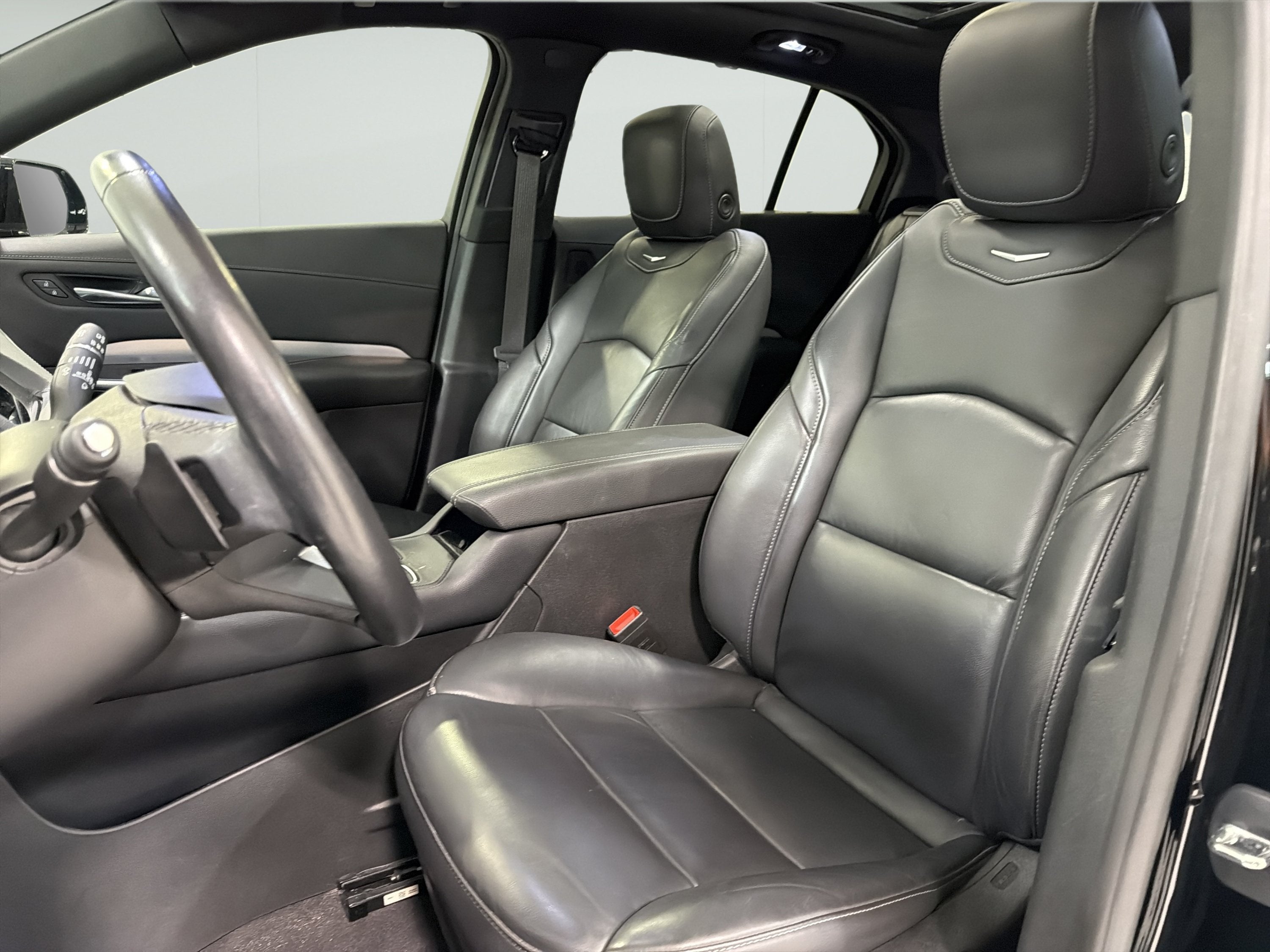 2020 Cadillac XT4 FWD Premium Luxury