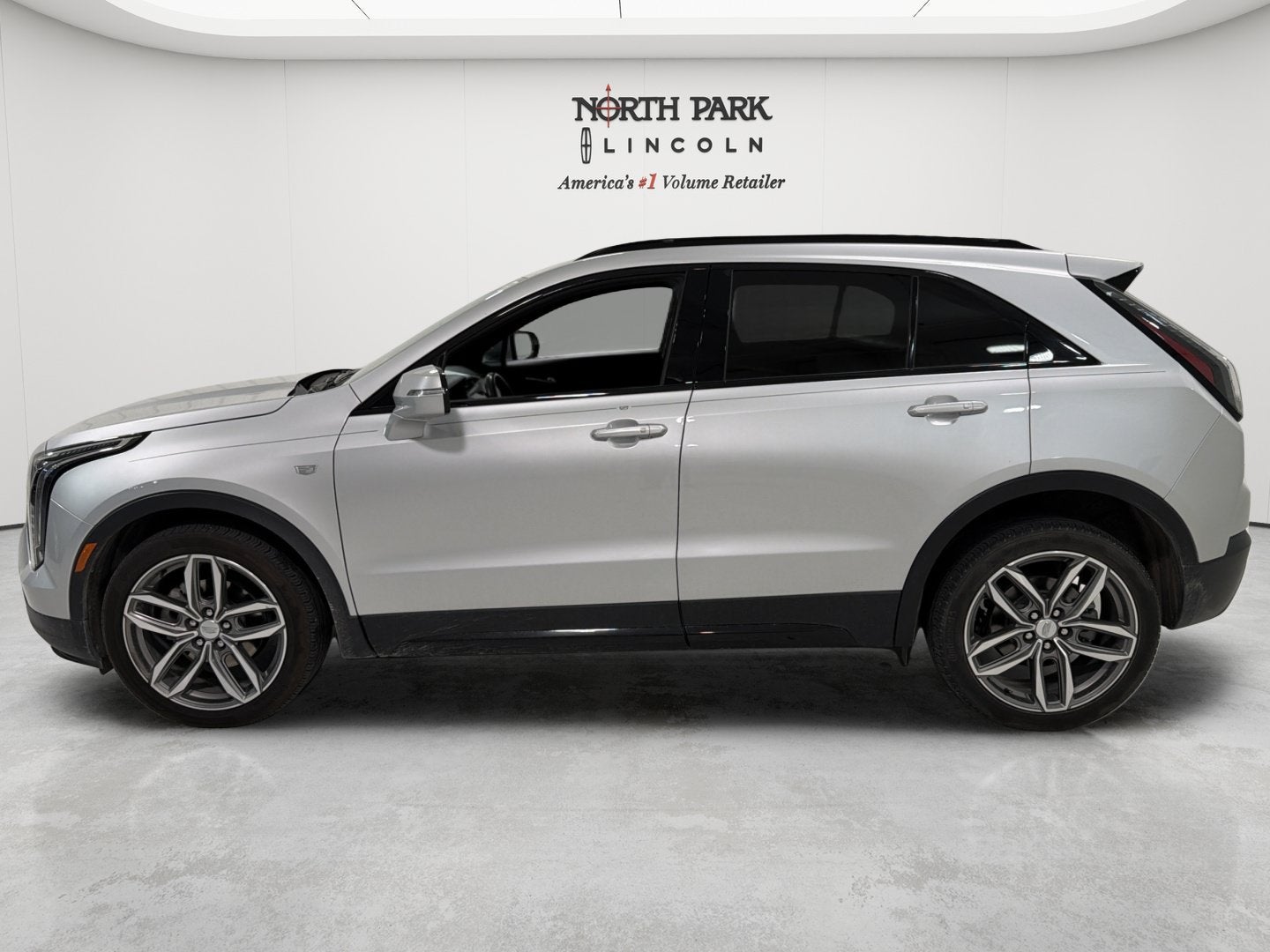2022 Cadillac XT4 FWD Sport