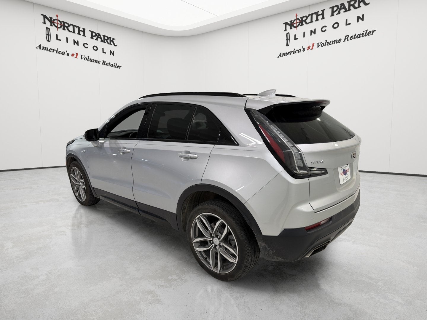 2022 Cadillac XT4 FWD Sport