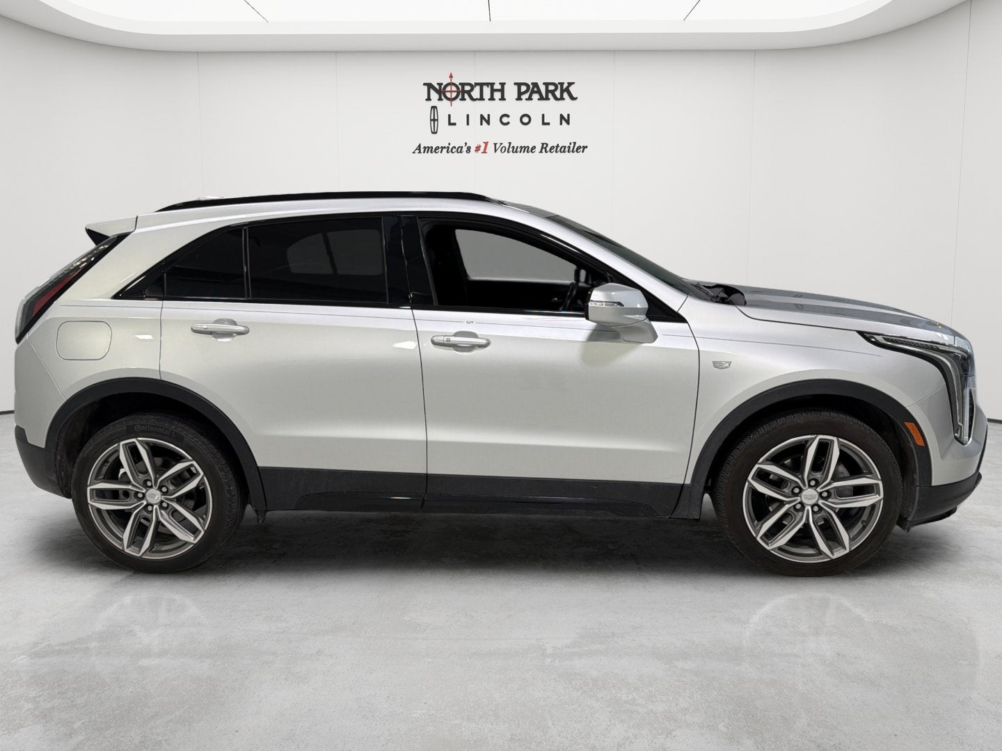 2022 Cadillac XT4 FWD Sport