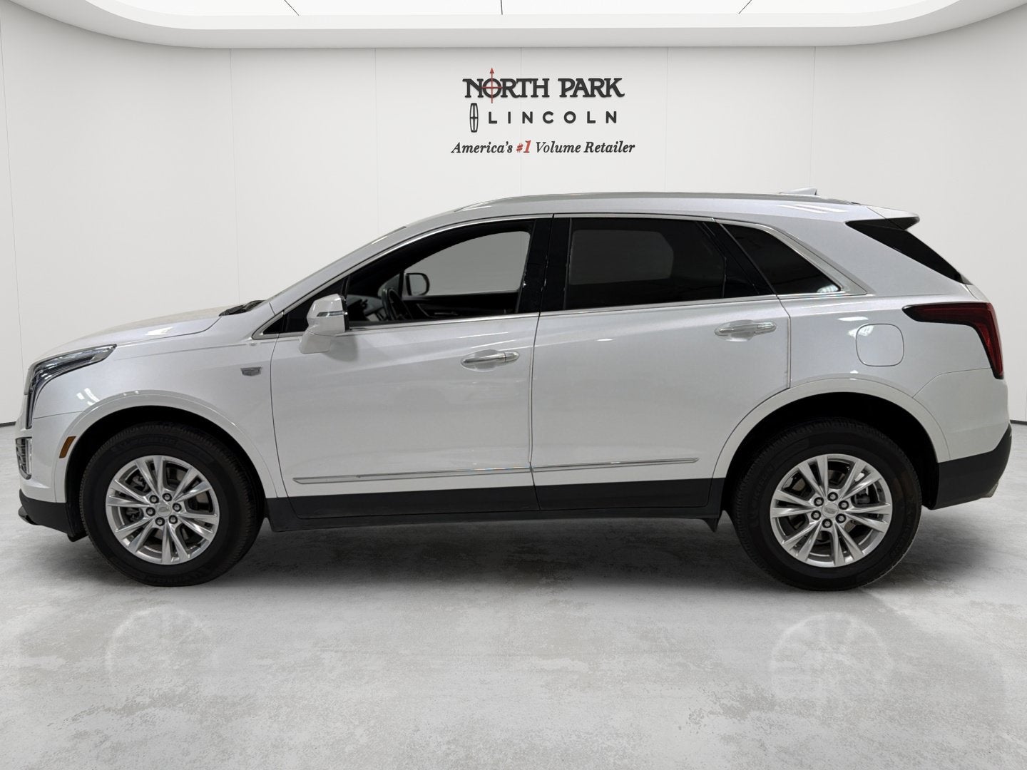 2022 Cadillac XT5 FWD Luxury