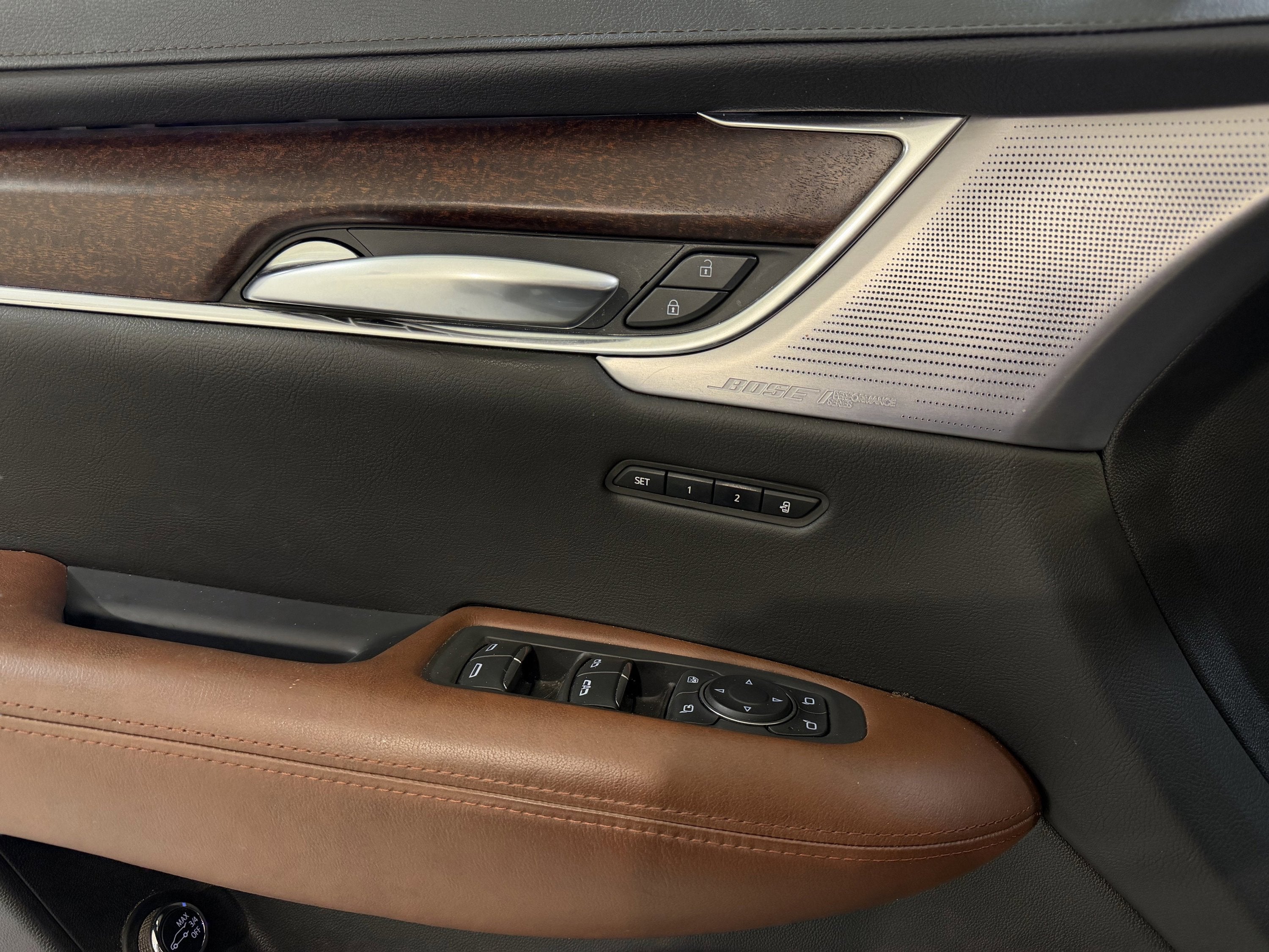 2020 Cadillac XT5 Premium Luxury FWD