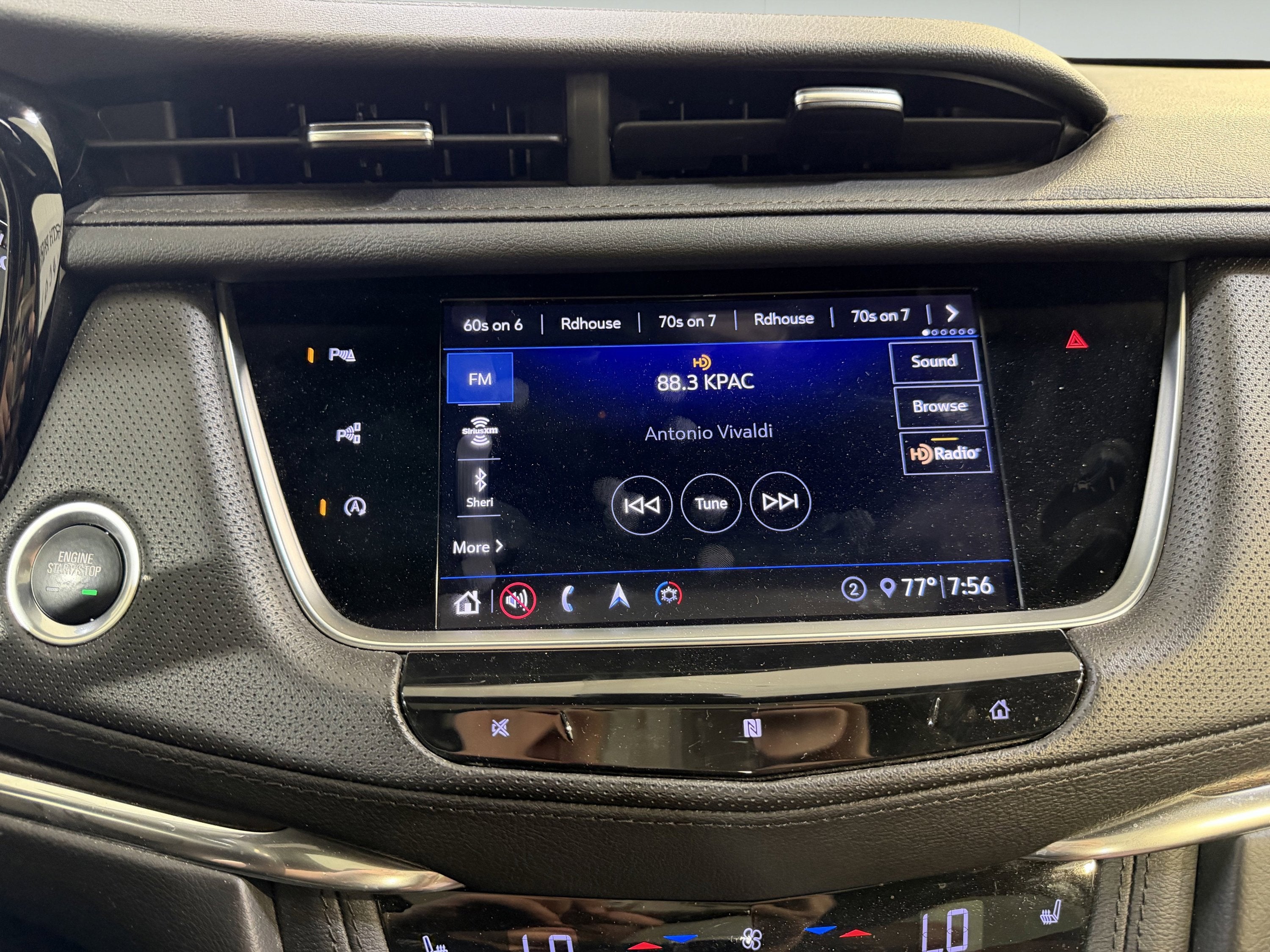 2020 Cadillac XT5 Premium Luxury FWD