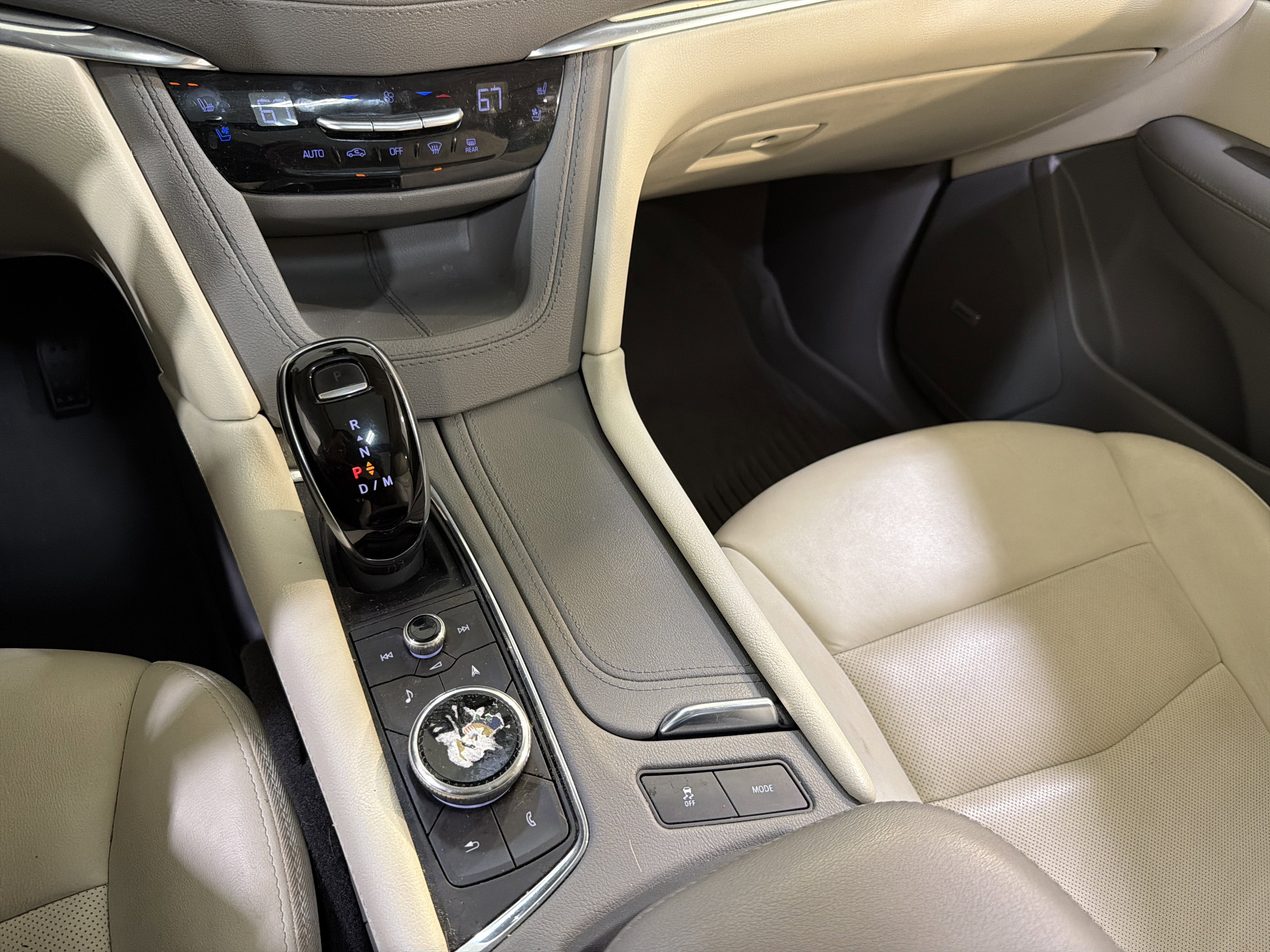 2020 Cadillac XT5 Premium Luxury FWD