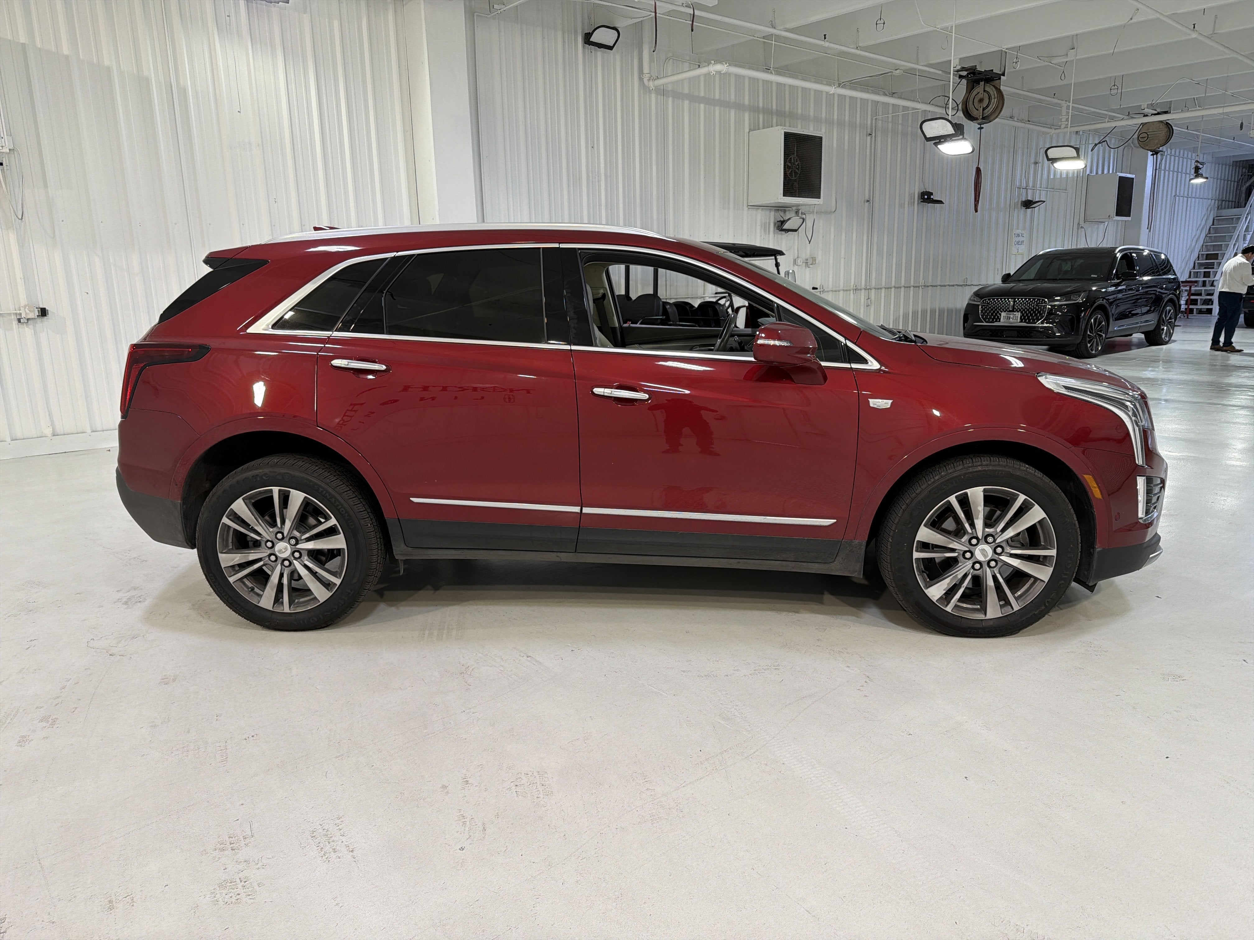 2020 Cadillac XT5 Premium Luxury FWD