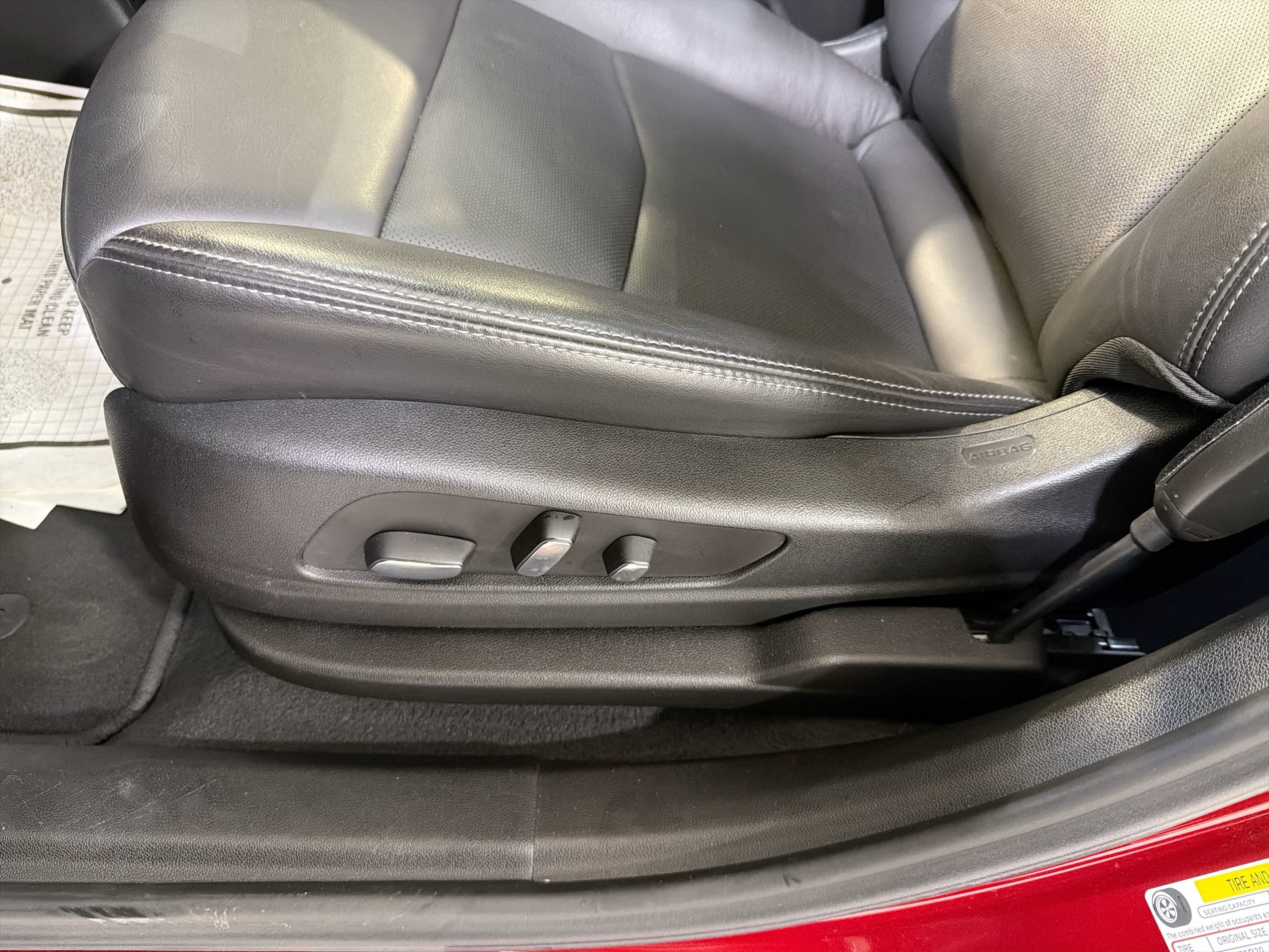 2024 Cadillac XT6 FWD Premium Luxury