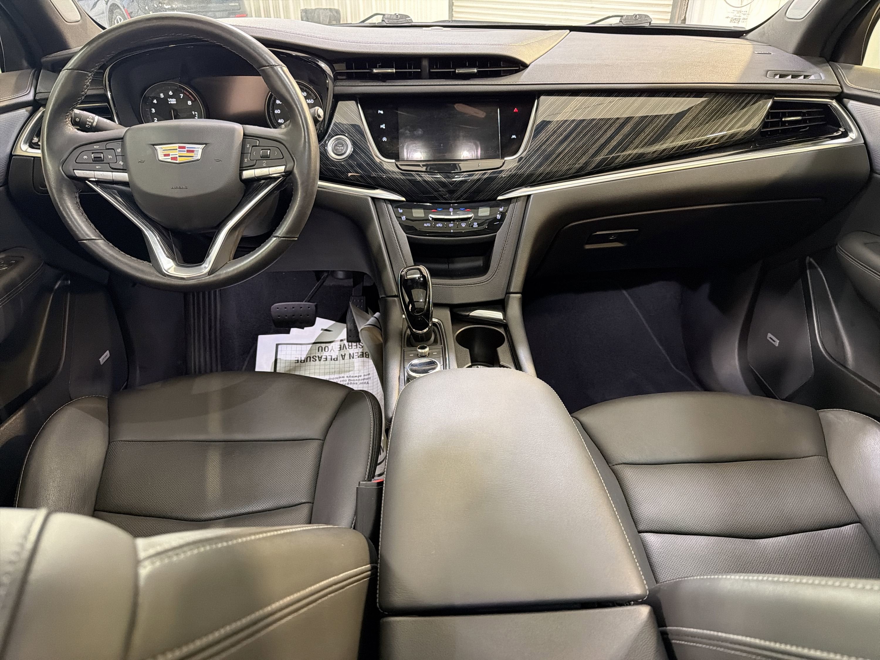 2024 Cadillac XT6 FWD Premium Luxury