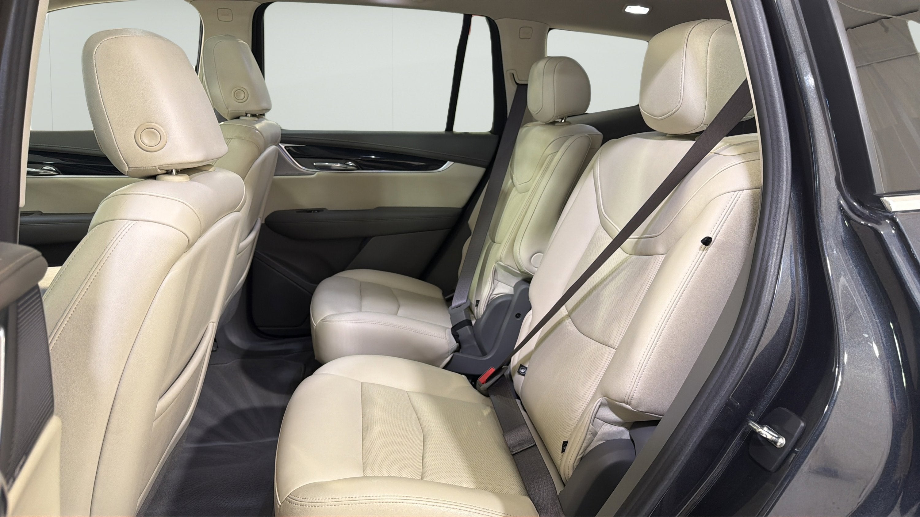 2023 Cadillac XT6 FWD Premium Luxury