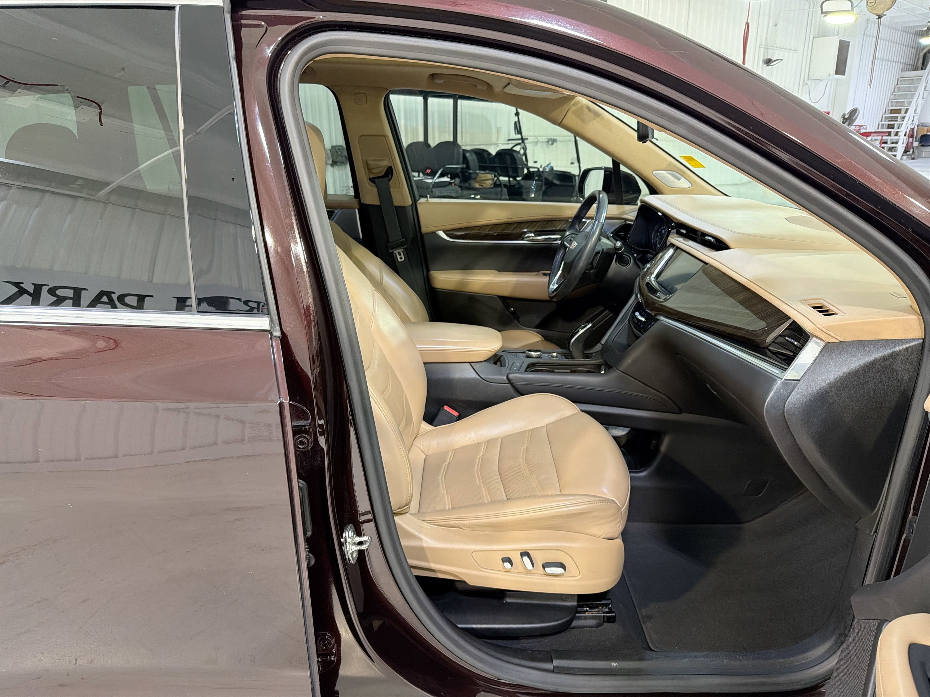 2020 Cadillac XT6 FWD Premium Luxury