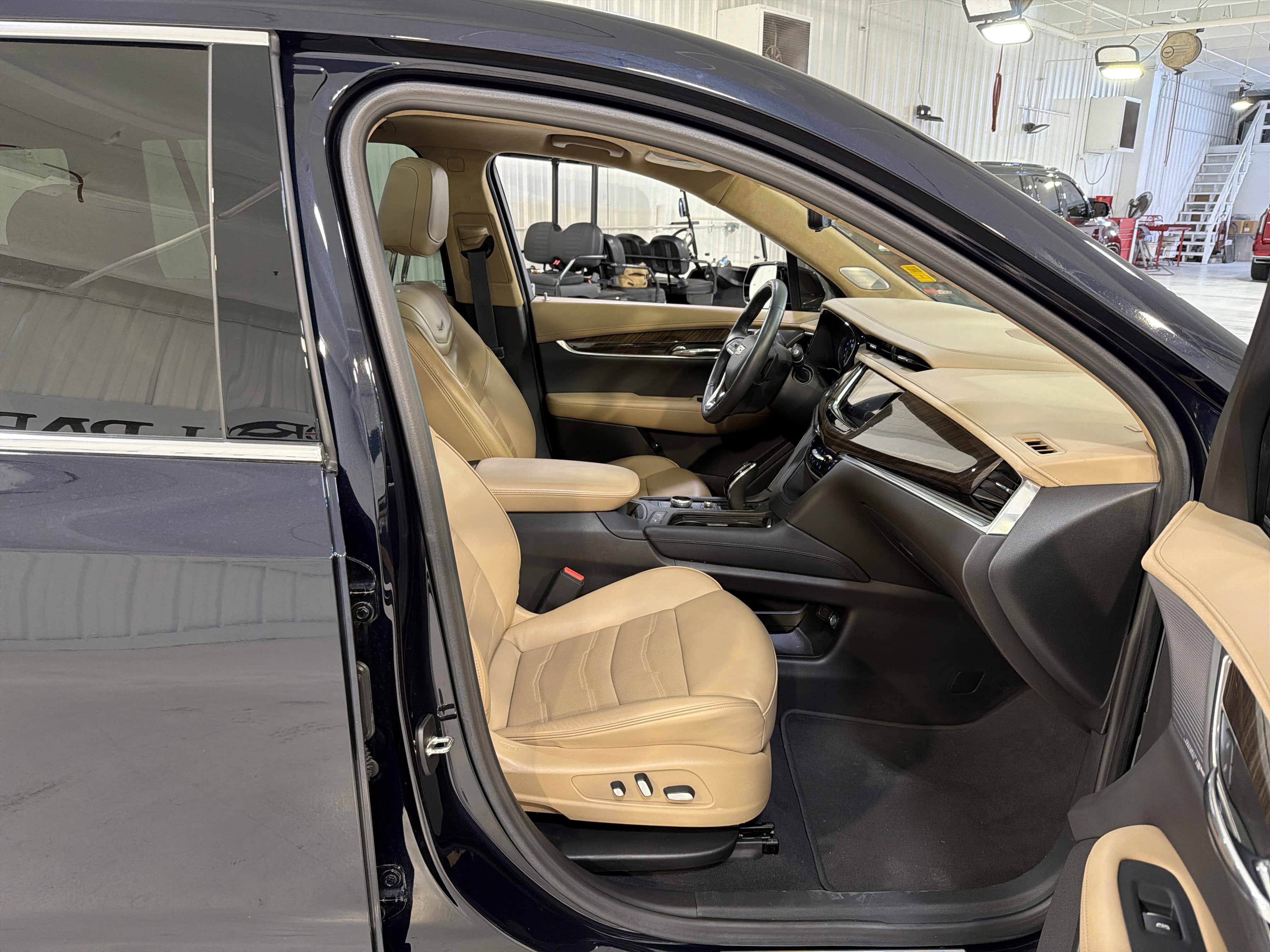 2022 Cadillac XT6 Premium Luxury