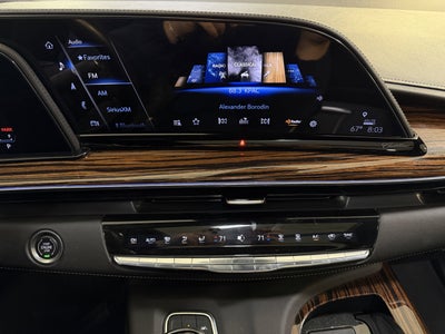 2022 Cadillac Escalade Premium Luxury