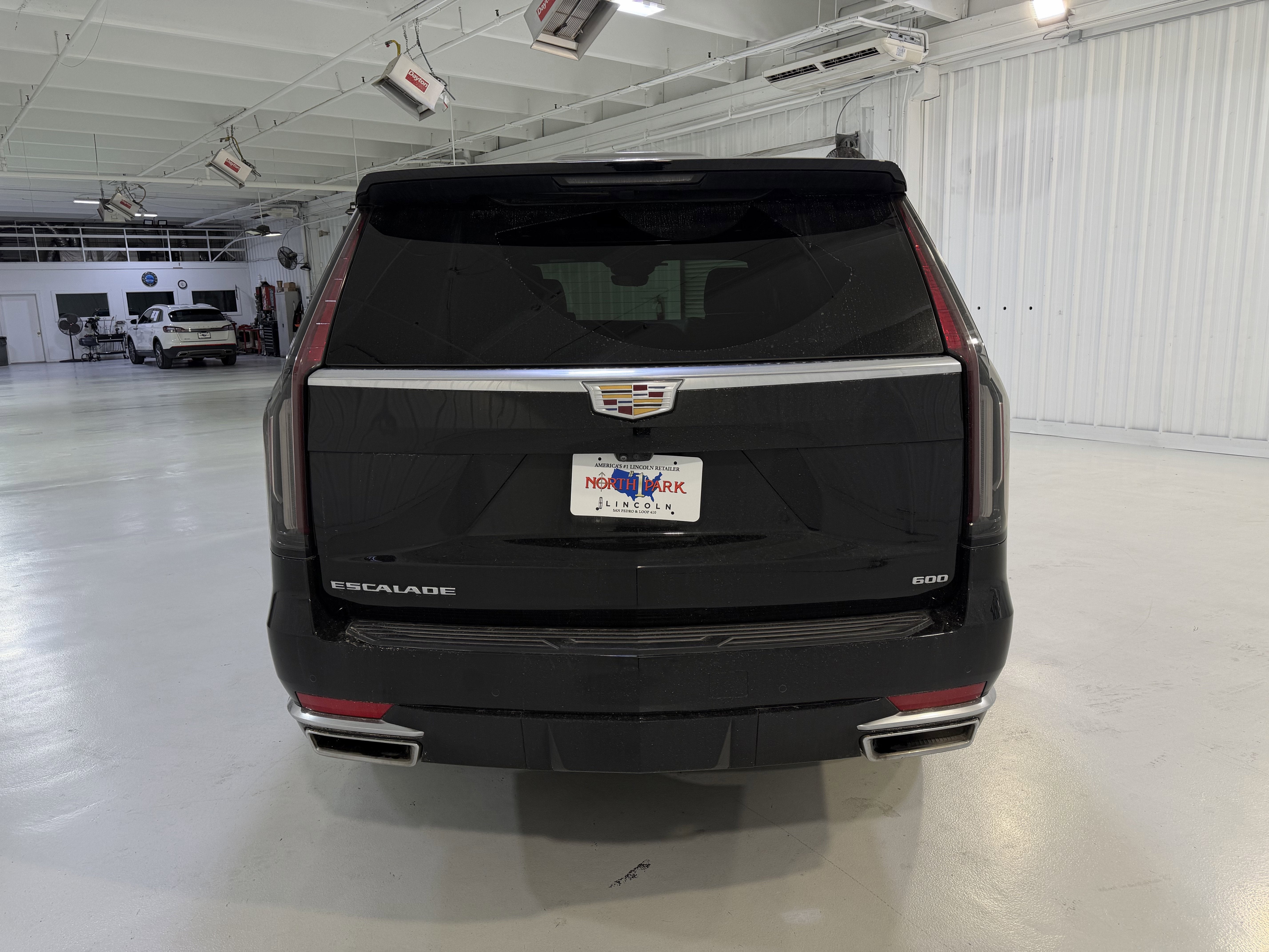 2022 Cadillac Escalade Premium Luxury