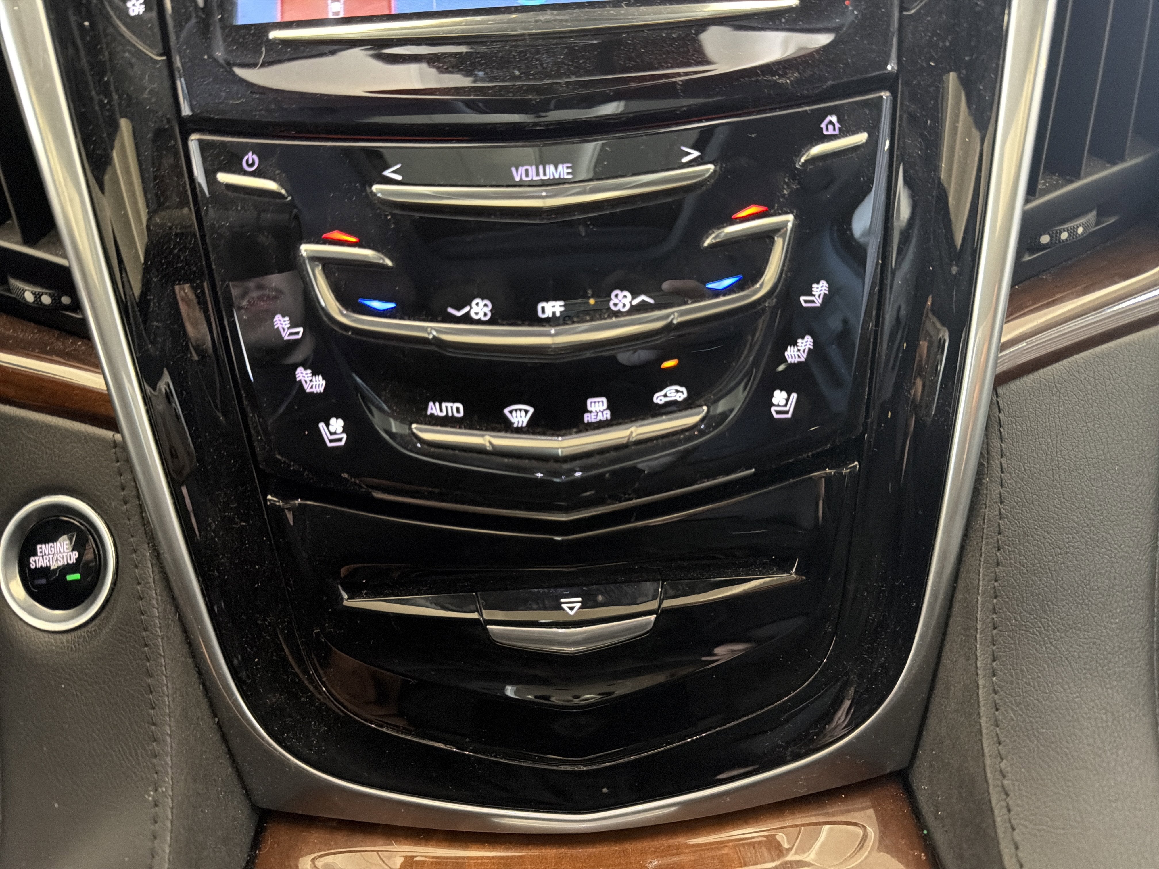 2020 Cadillac Escalade Premium Luxury