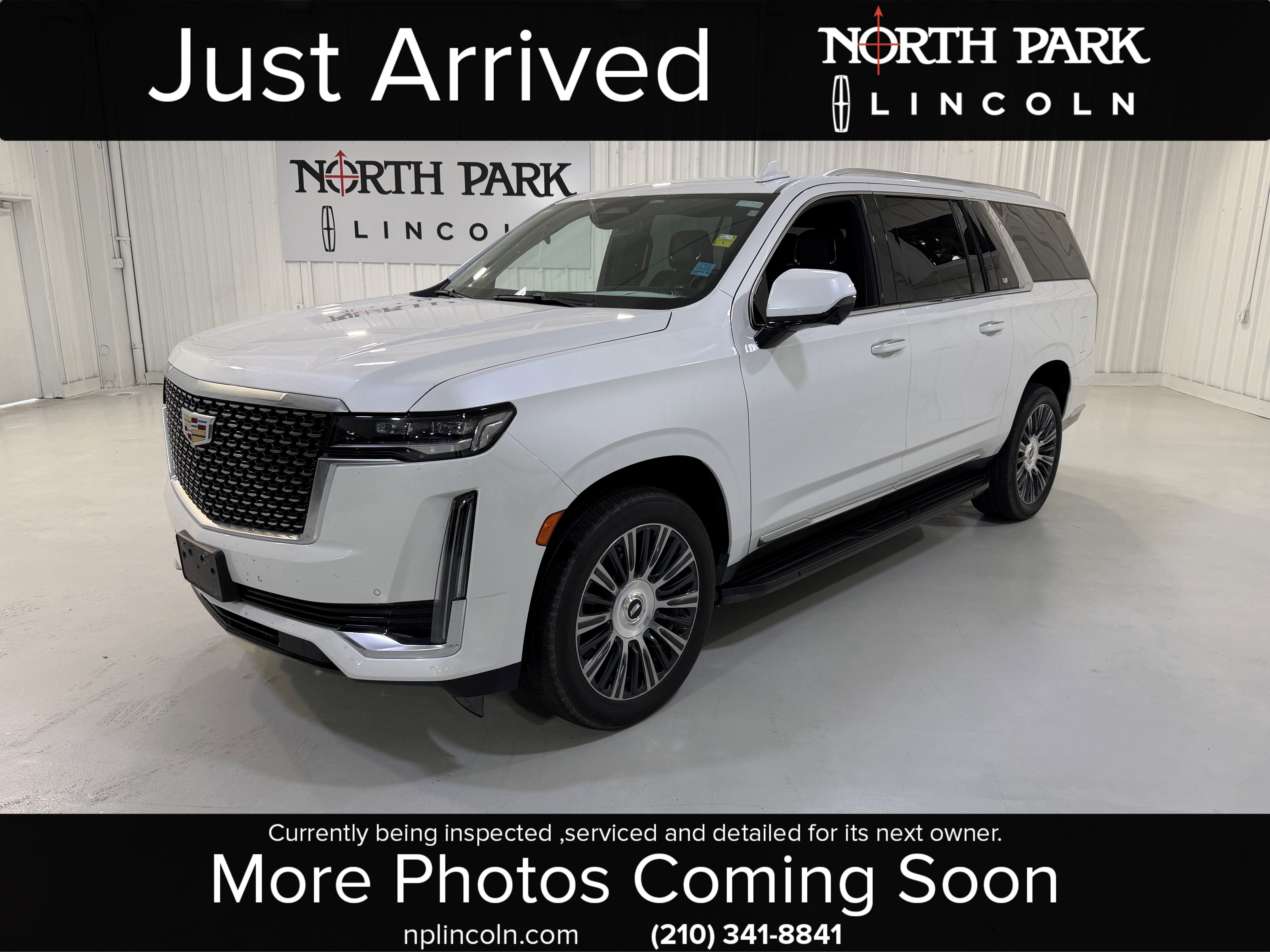 2022 Cadillac Escalade ESV Luxury