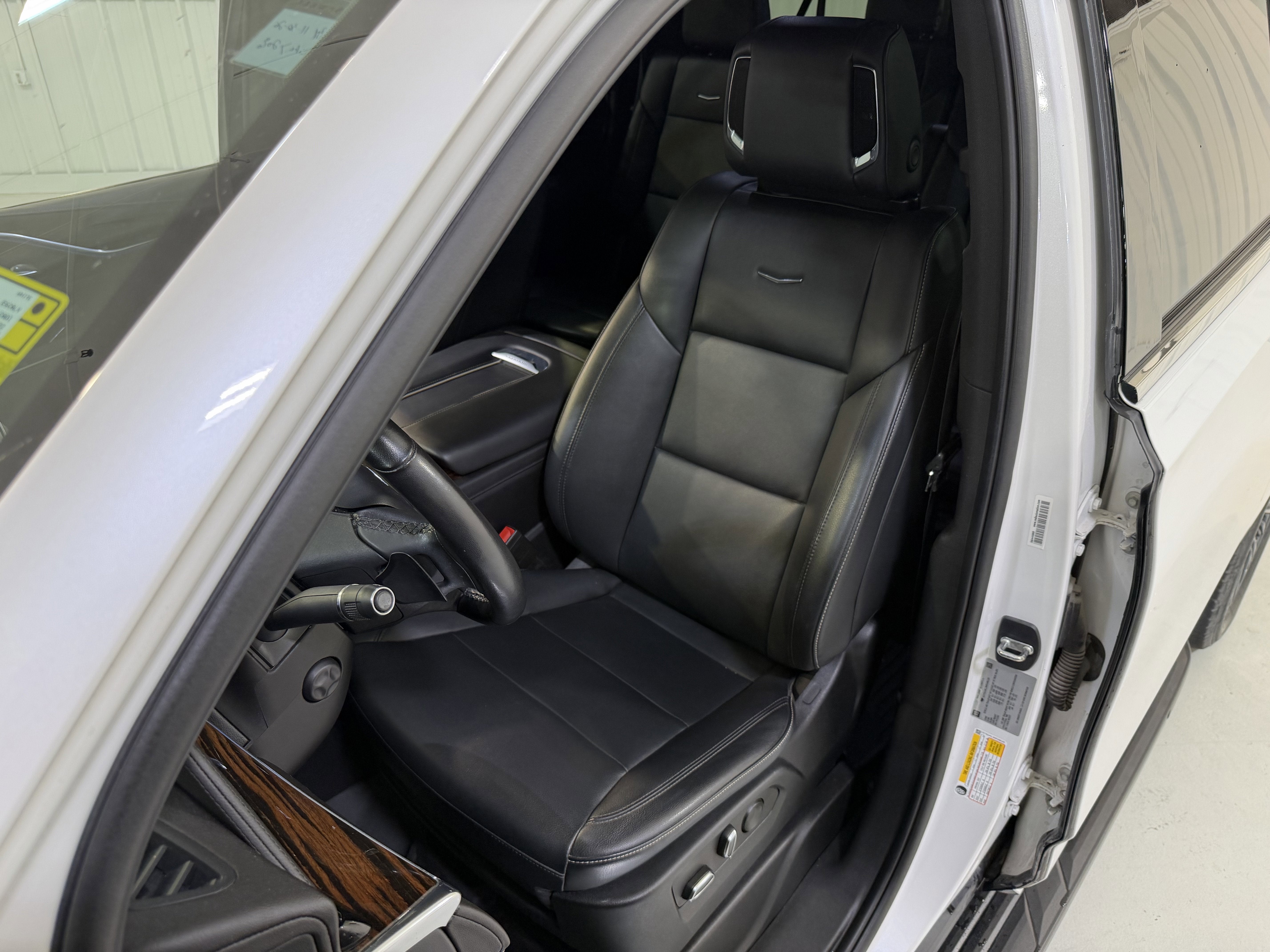 2022 Cadillac Escalade ESV Luxury