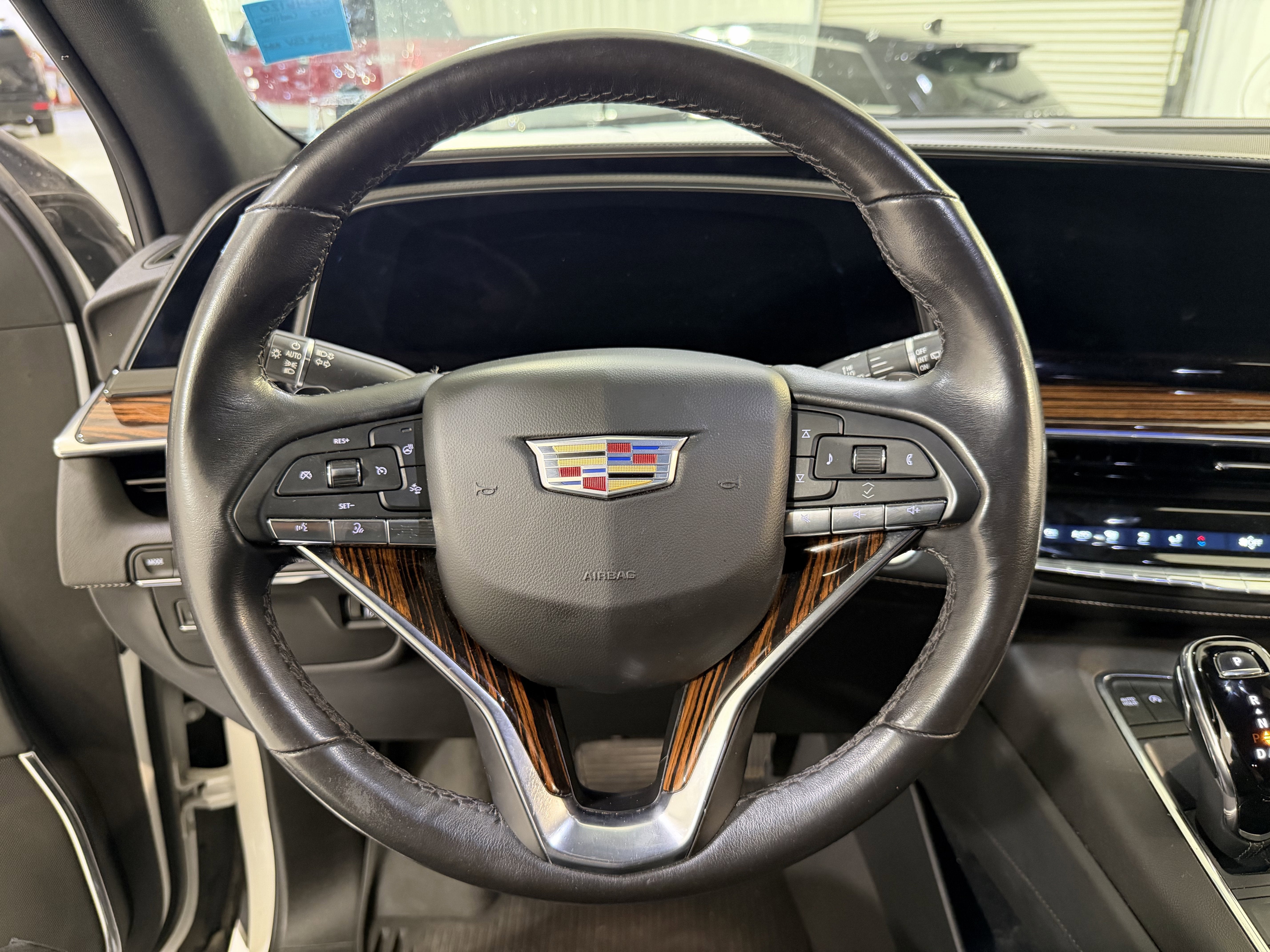 2022 Cadillac Escalade ESV Luxury