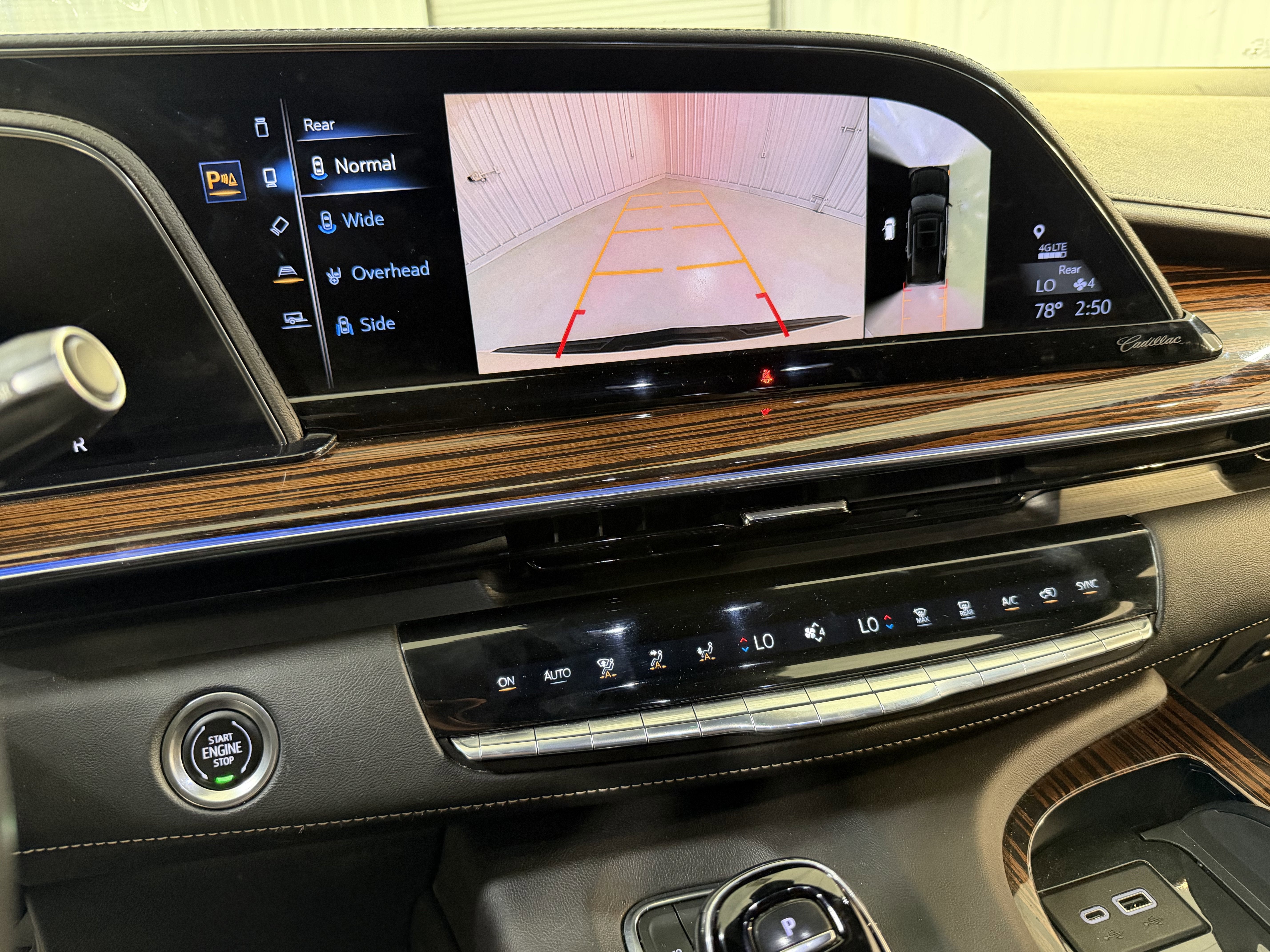 2022 Cadillac Escalade ESV Luxury