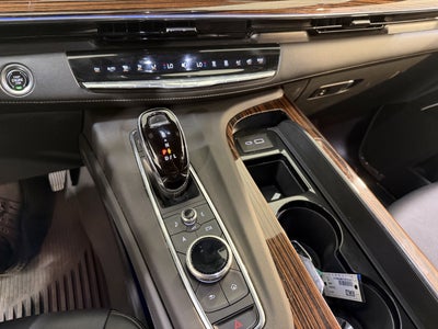 2022 Cadillac Escalade ESV Luxury