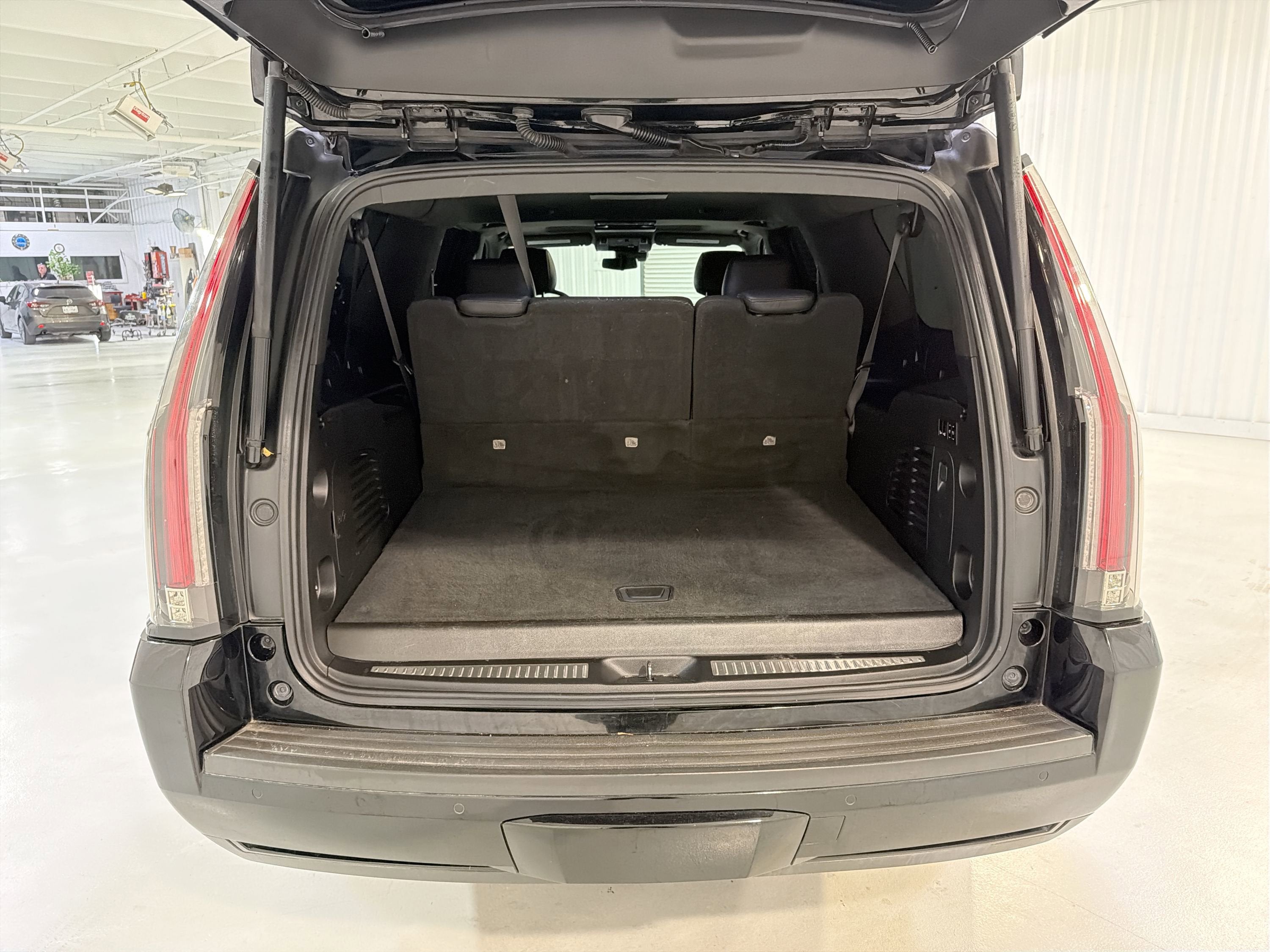 2020 Cadillac Escalade ESV Platinum